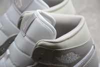 Jordan 1 Mid Linen