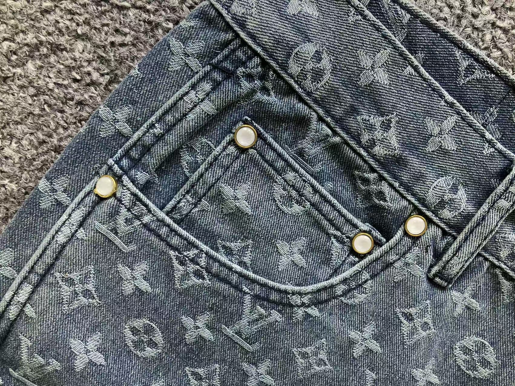 Louis Vuitton Short