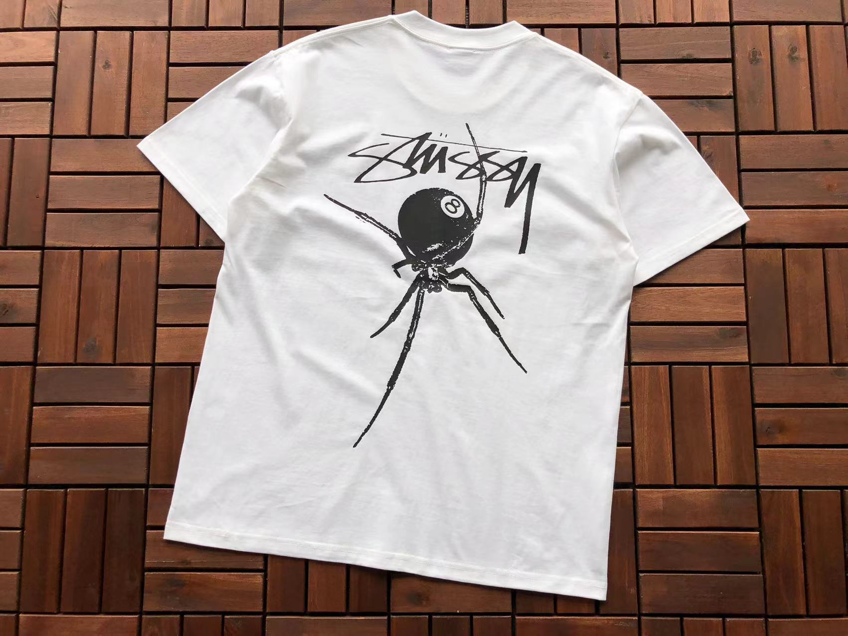 T-Shirt Stussy