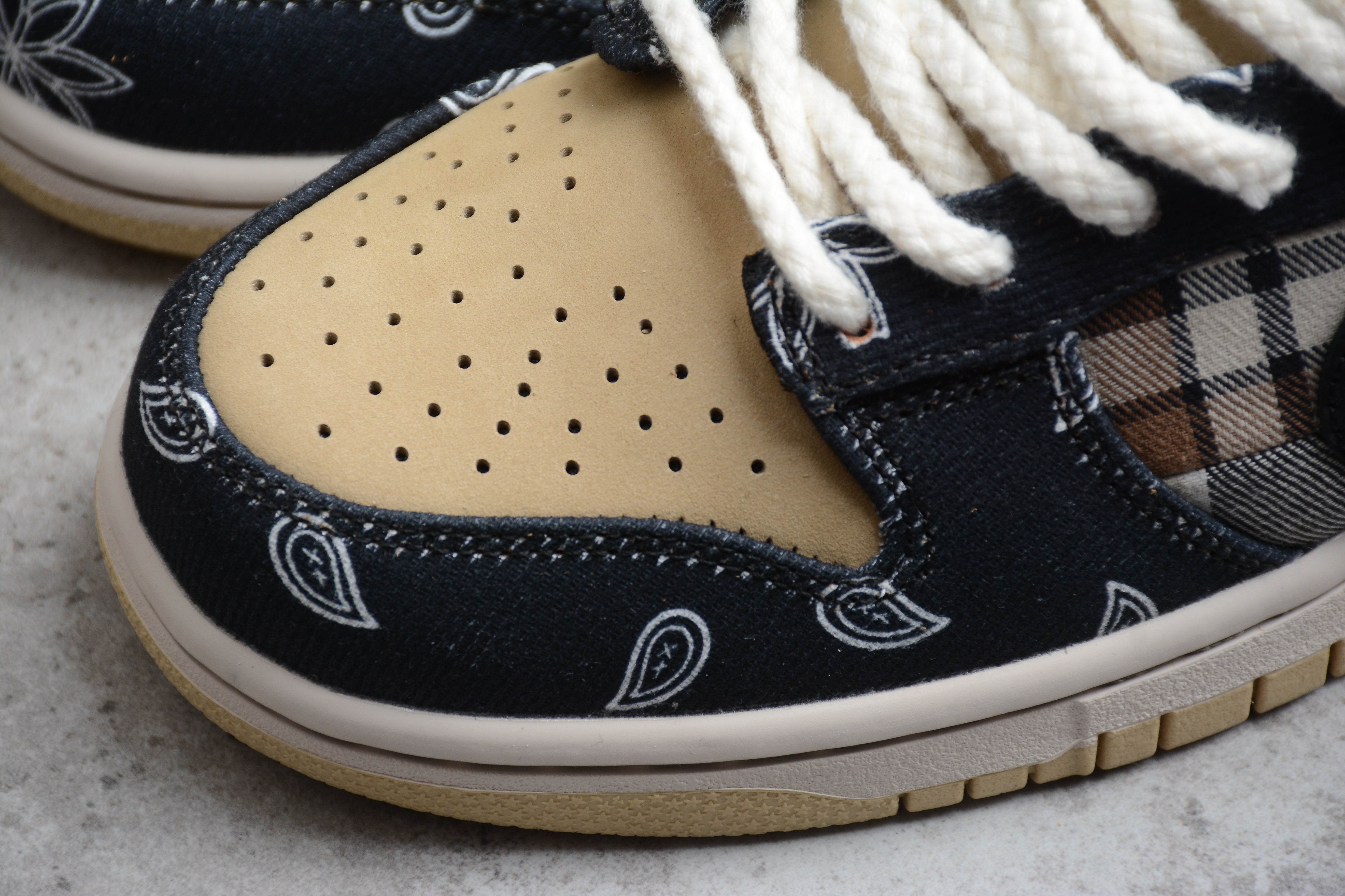 Nike Dunk SB Travis Scott