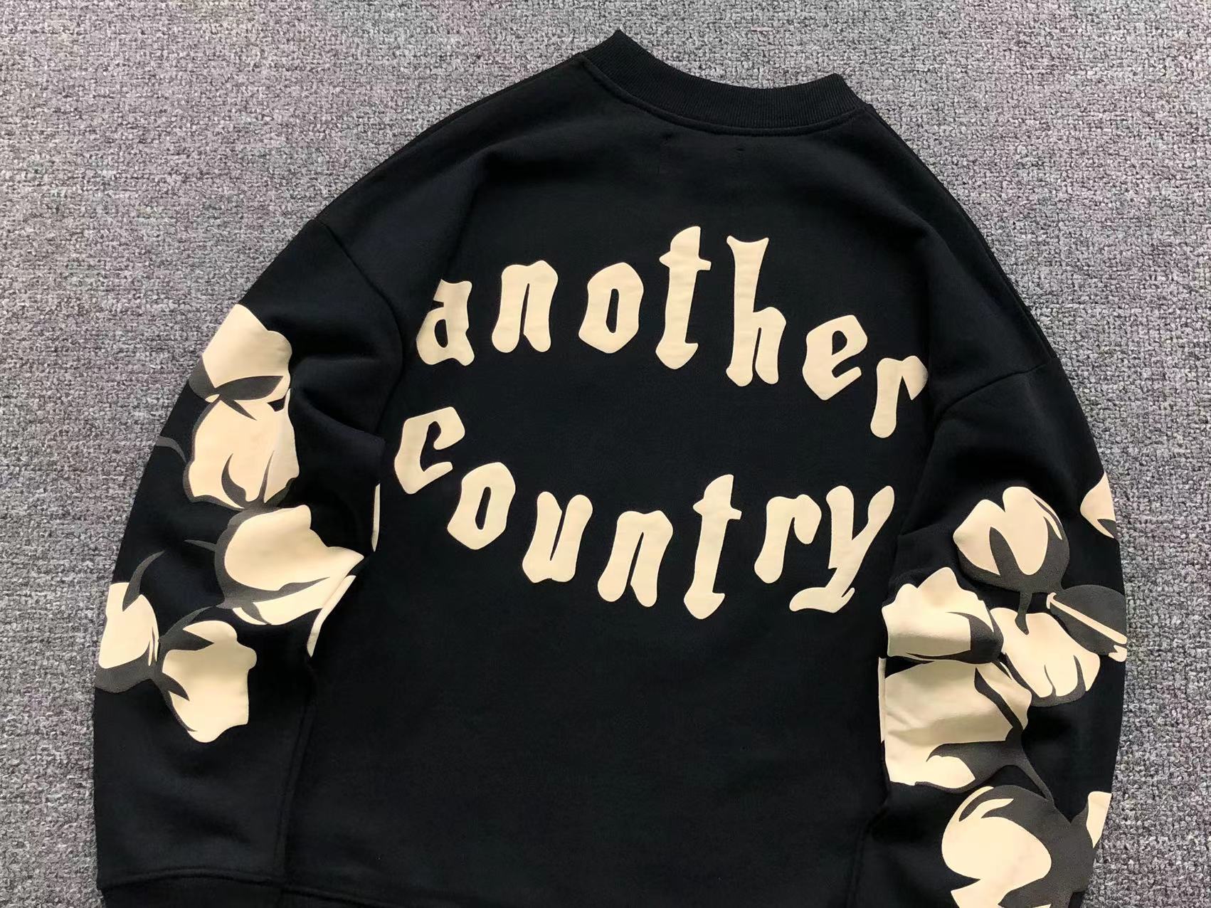 Denim Tears Sweat "Another Country" Preto
