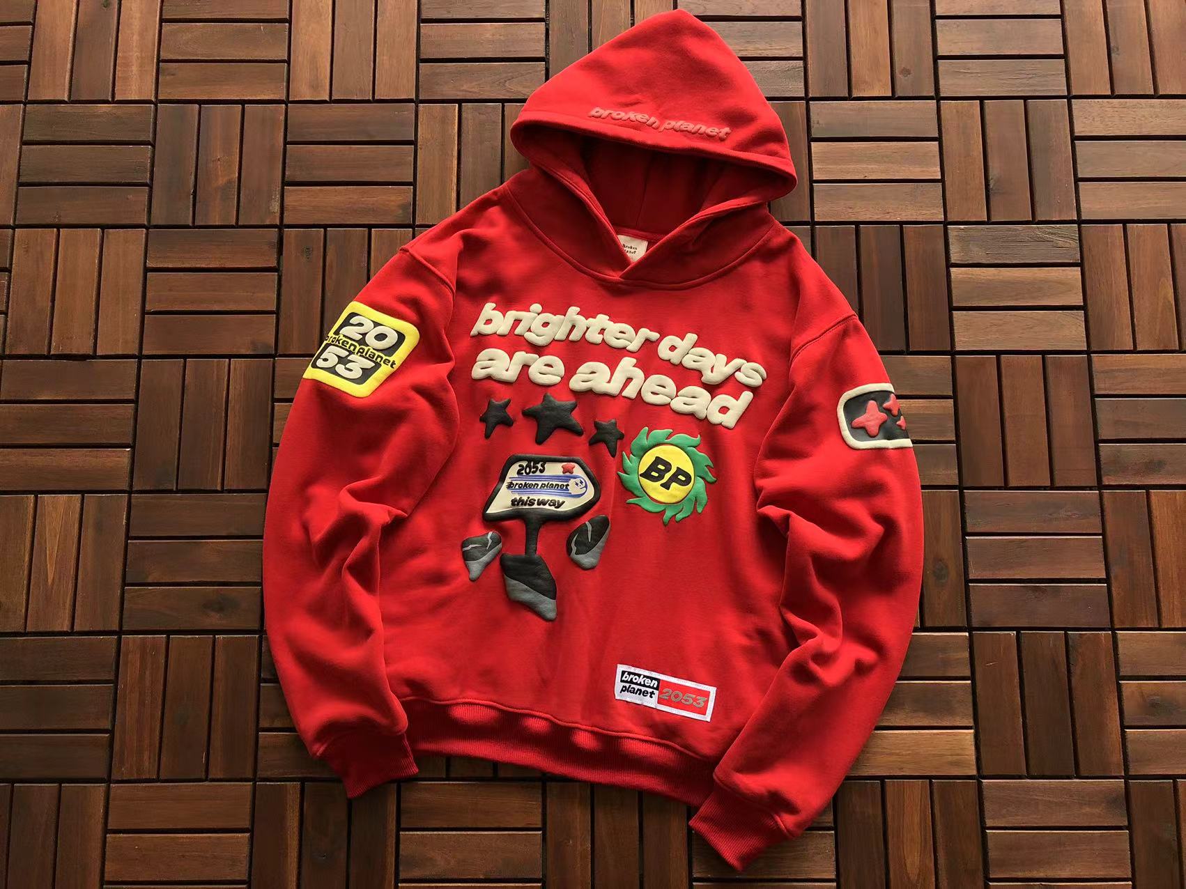 Broken Planet Hoodie Vermelho