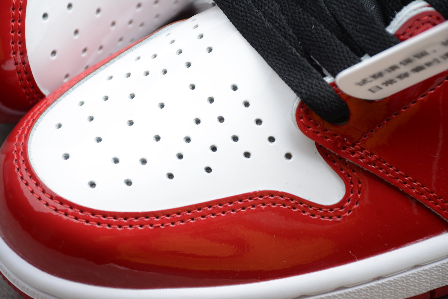 Jordan 1 Retro High Fearless UNC Chicago