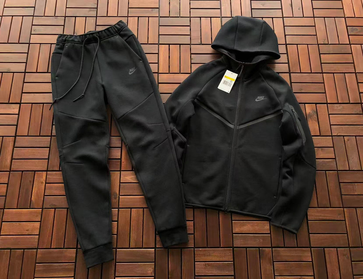 Nike Tech Fleece Tracksuit