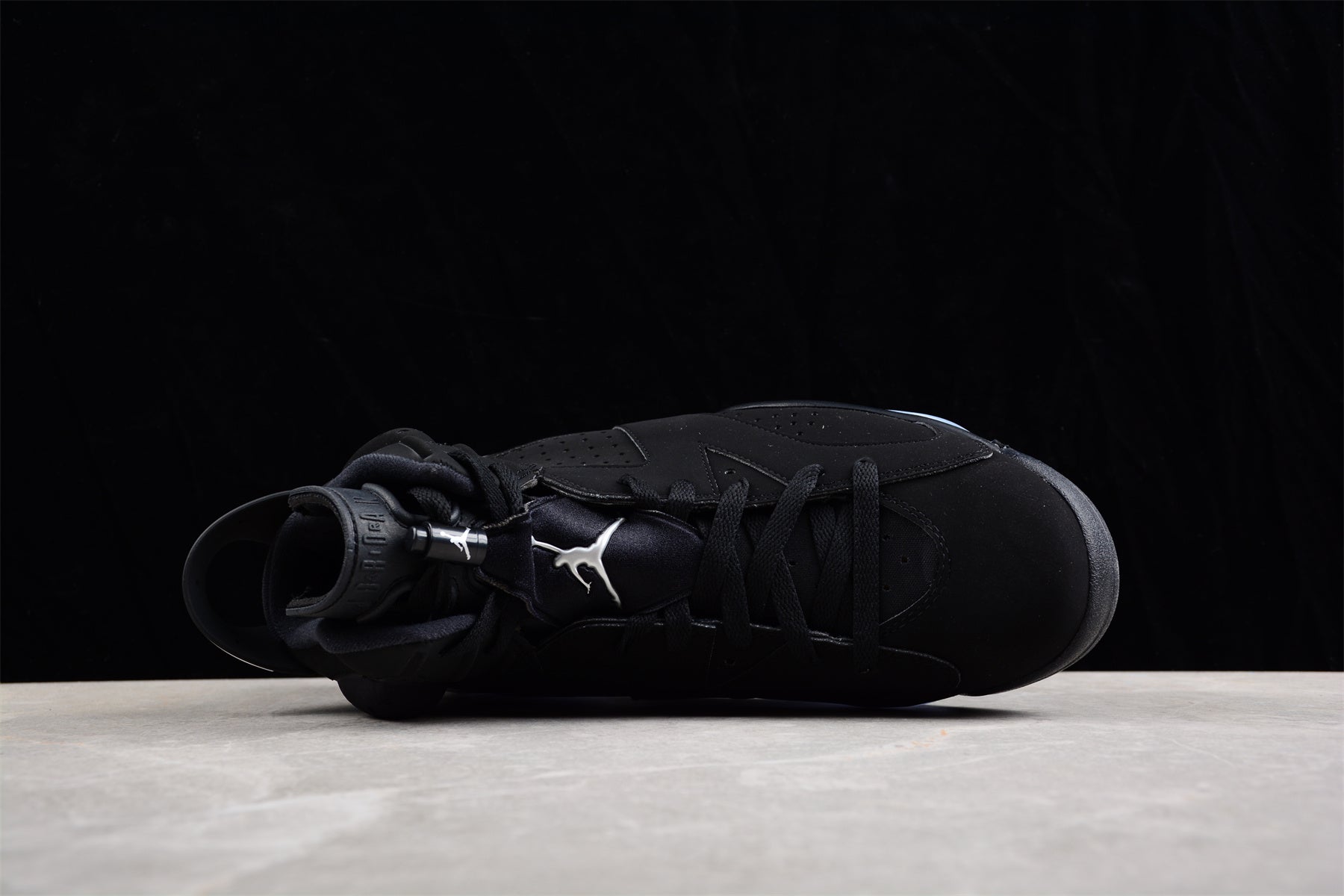 Jordan 6 Retro Chrome