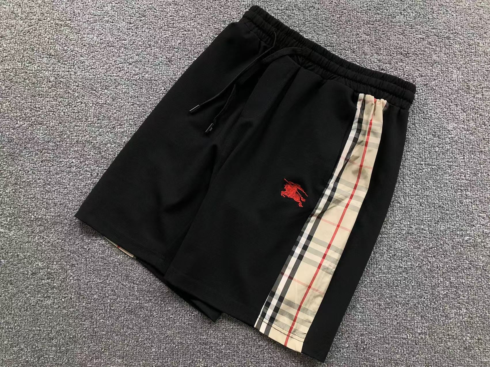 Burberry Short