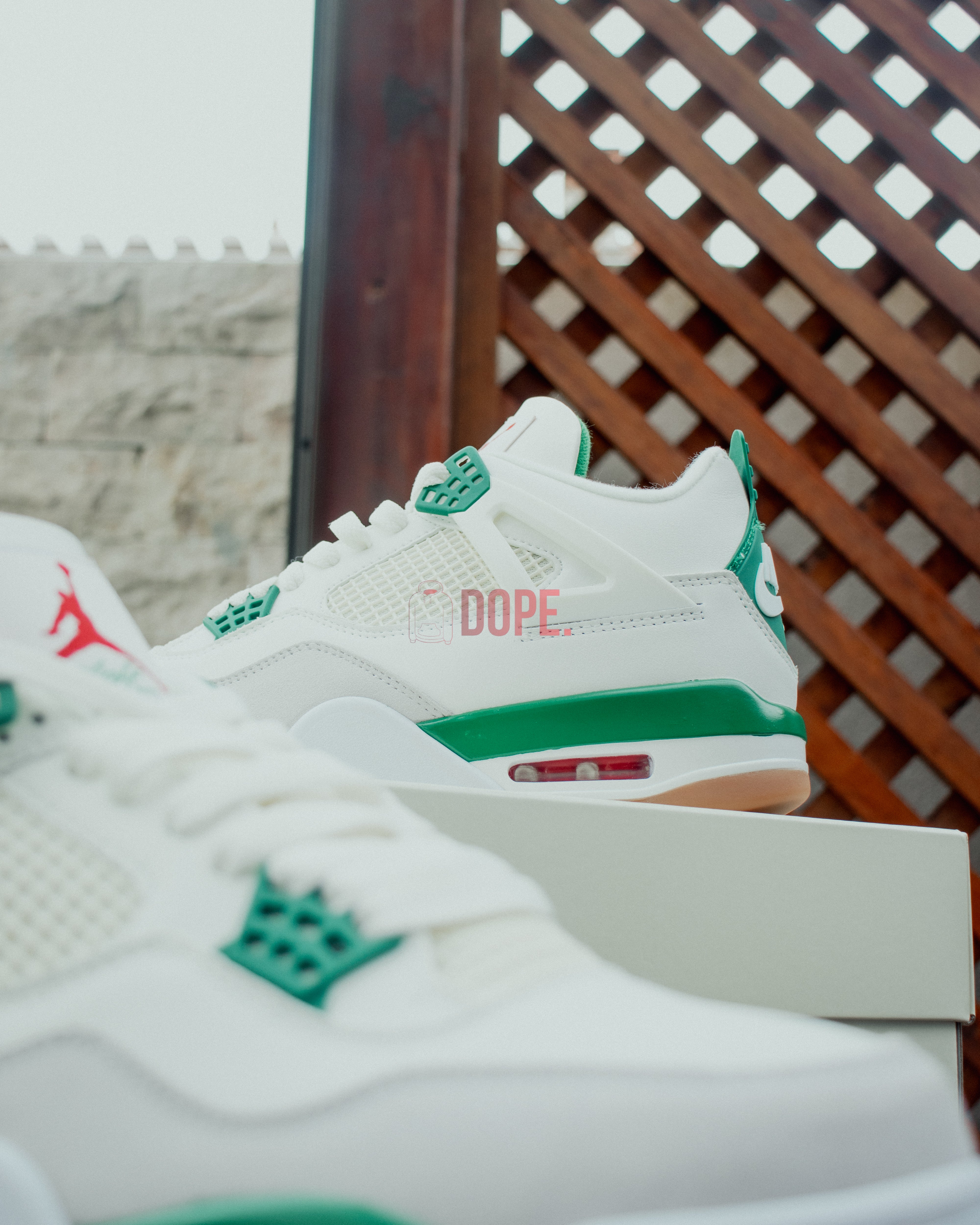 Jordan 4 Retro SB Pine Green