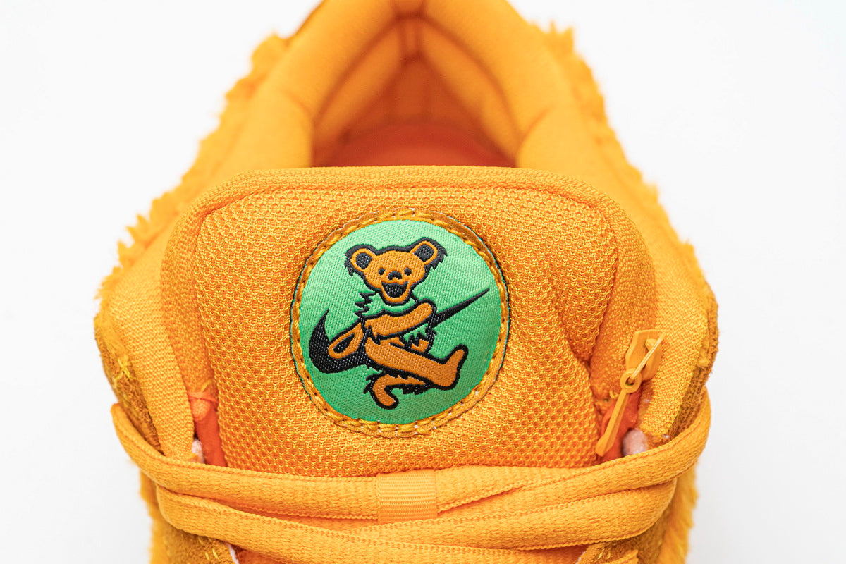 Nike Dunk SB Grateful Dead Bears Orange