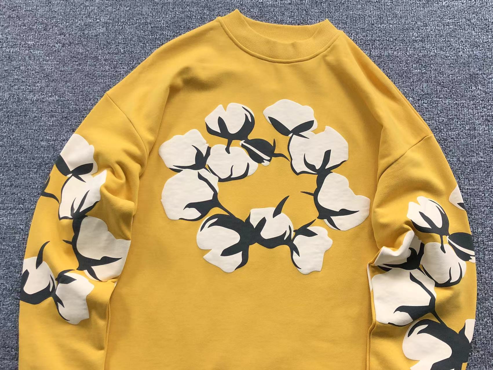 Denim Tears Sweat "Another Country" Amarelo