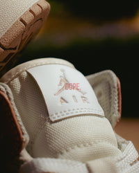 Jordan 1 Mid Milan