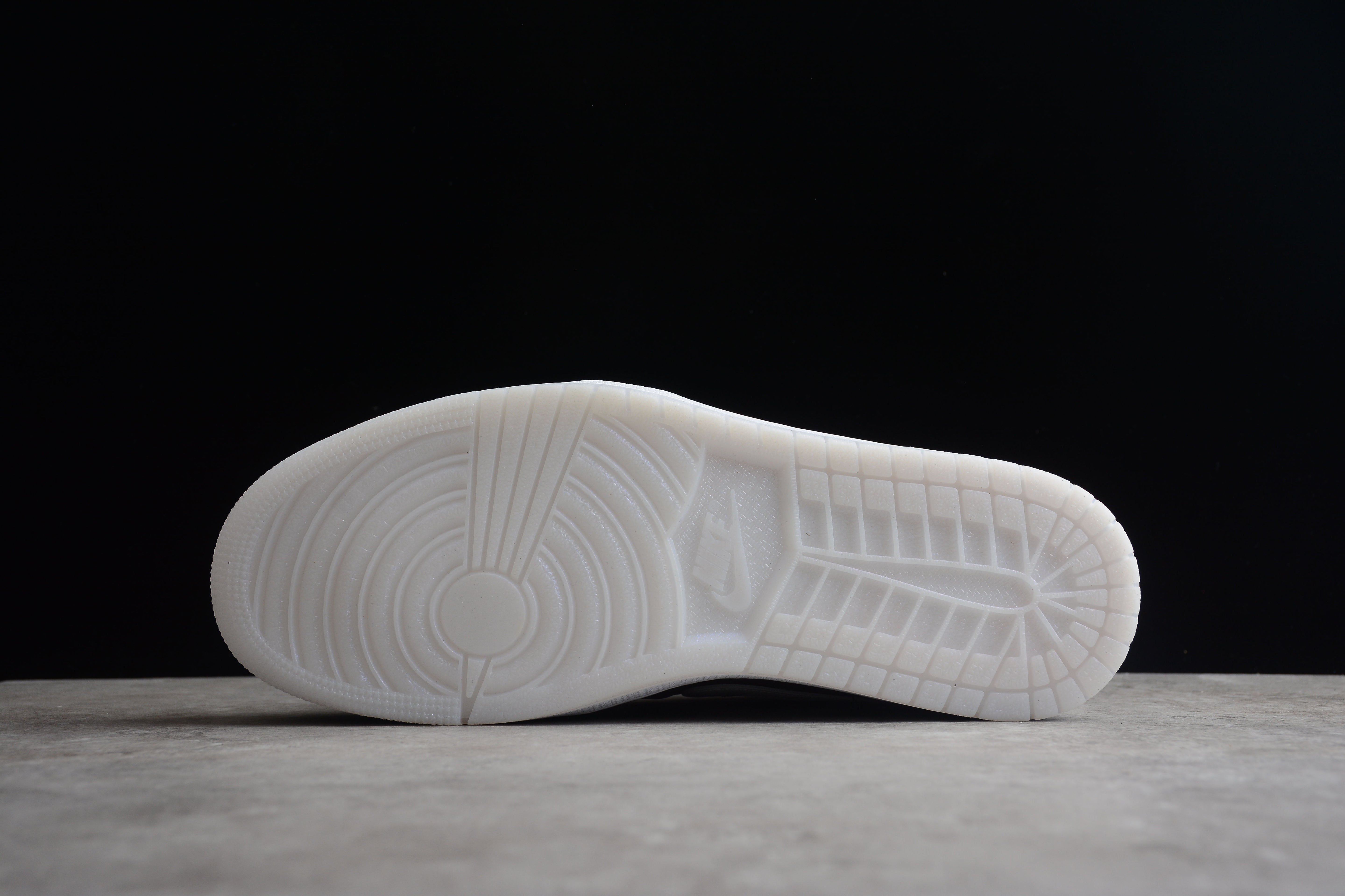 Jordan 1 Low Diamond Shorts