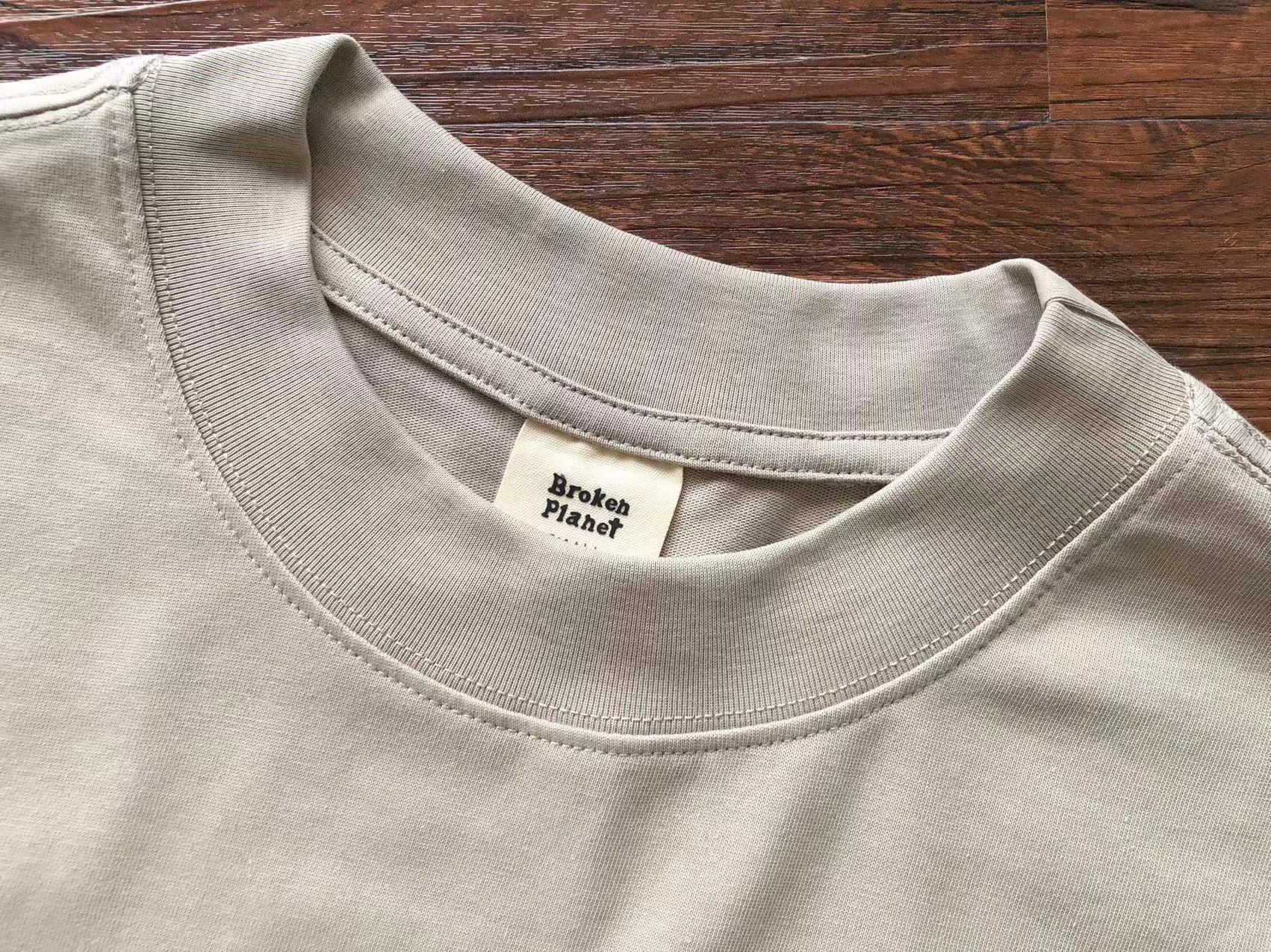 T-Shirt Broken Planet The madness never ends