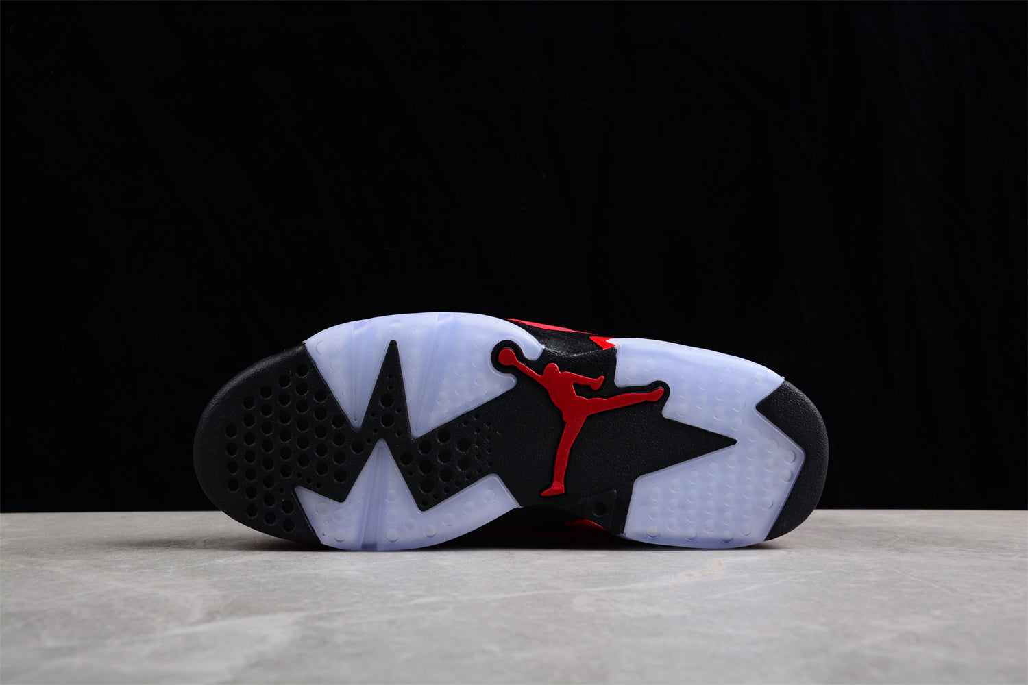 Jordan 6 Retro Toro Bravo