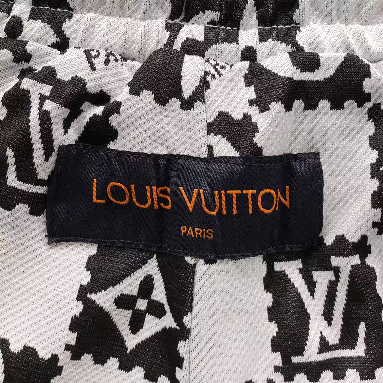 Louis Vuitton Short