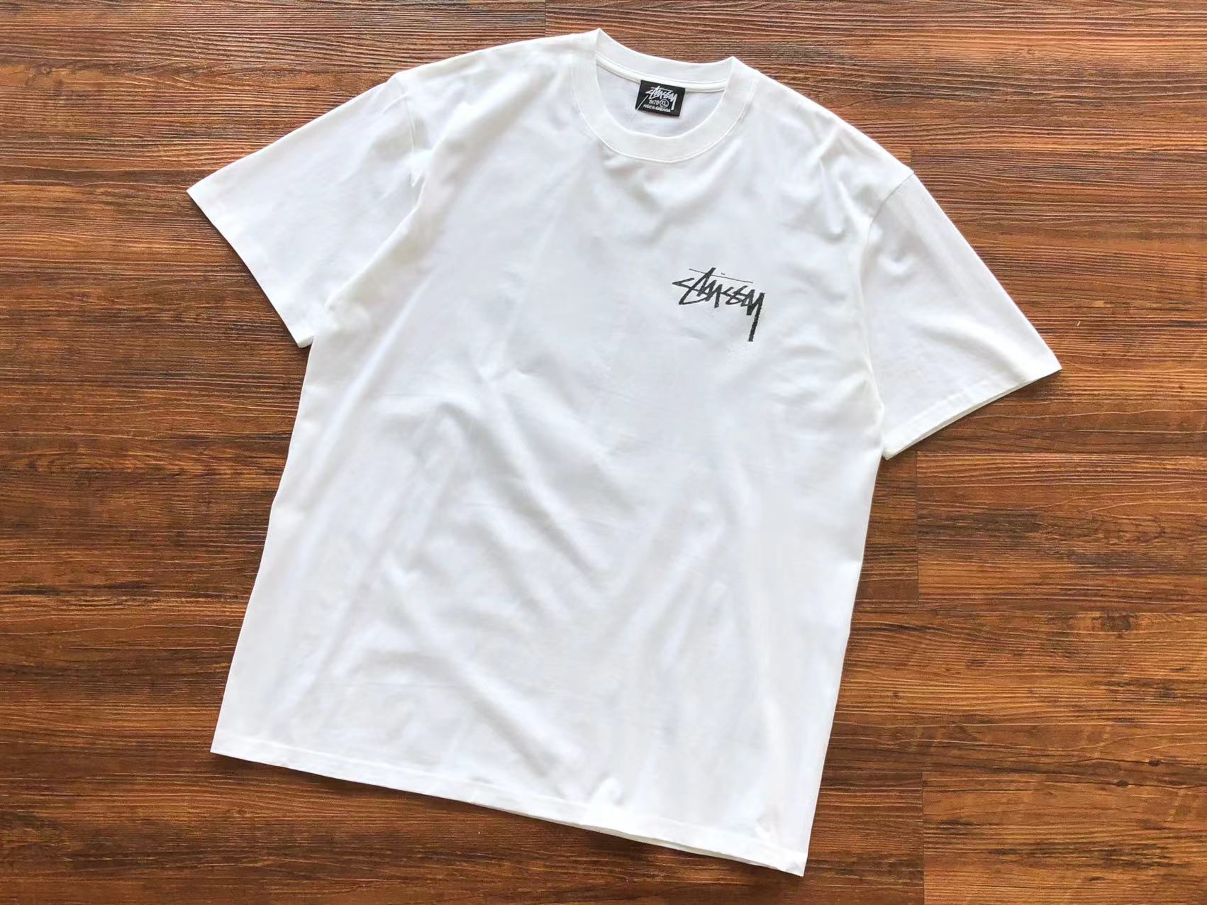 T-Shirt Stussy