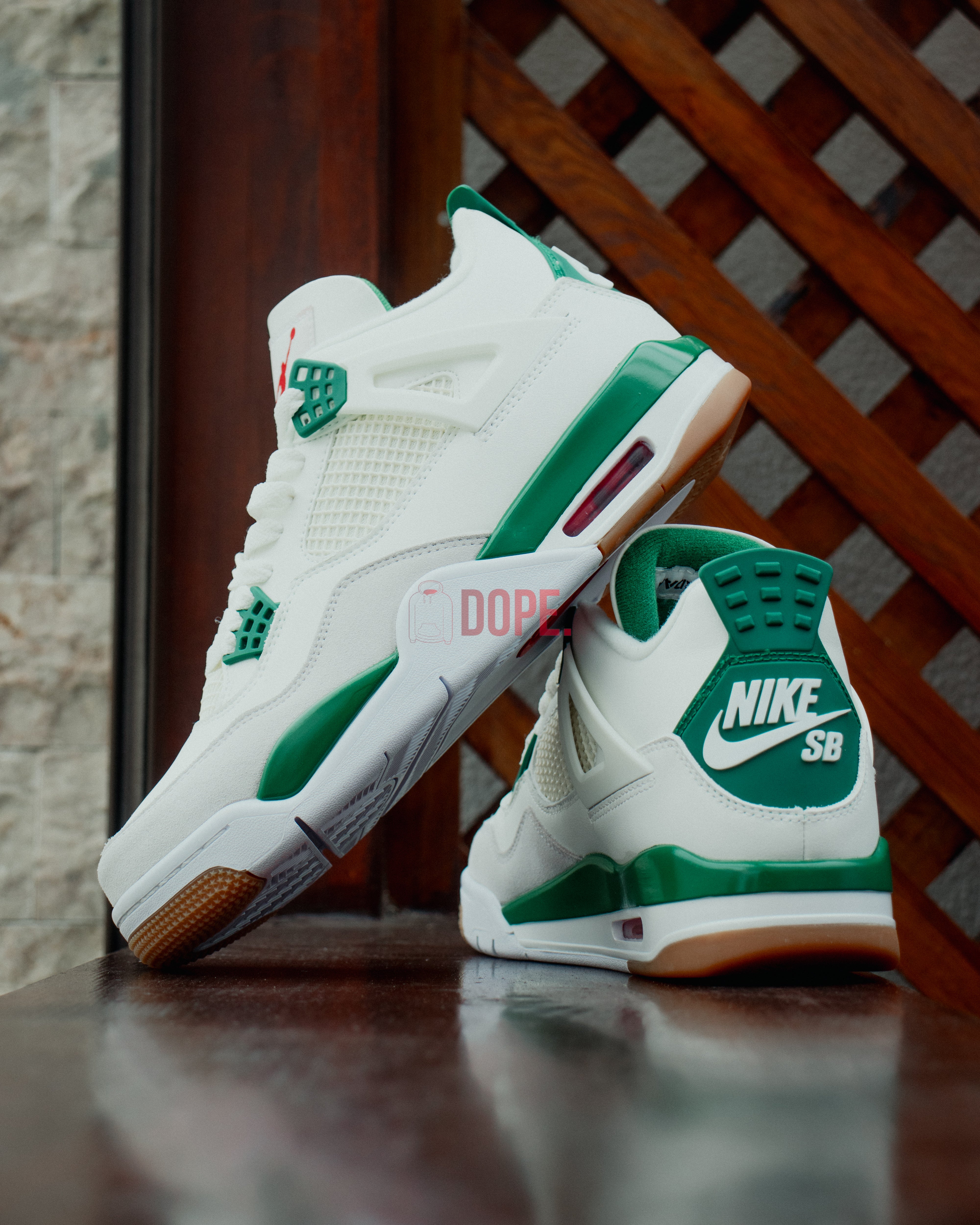 Jordan 4 Retro SB Pine Green