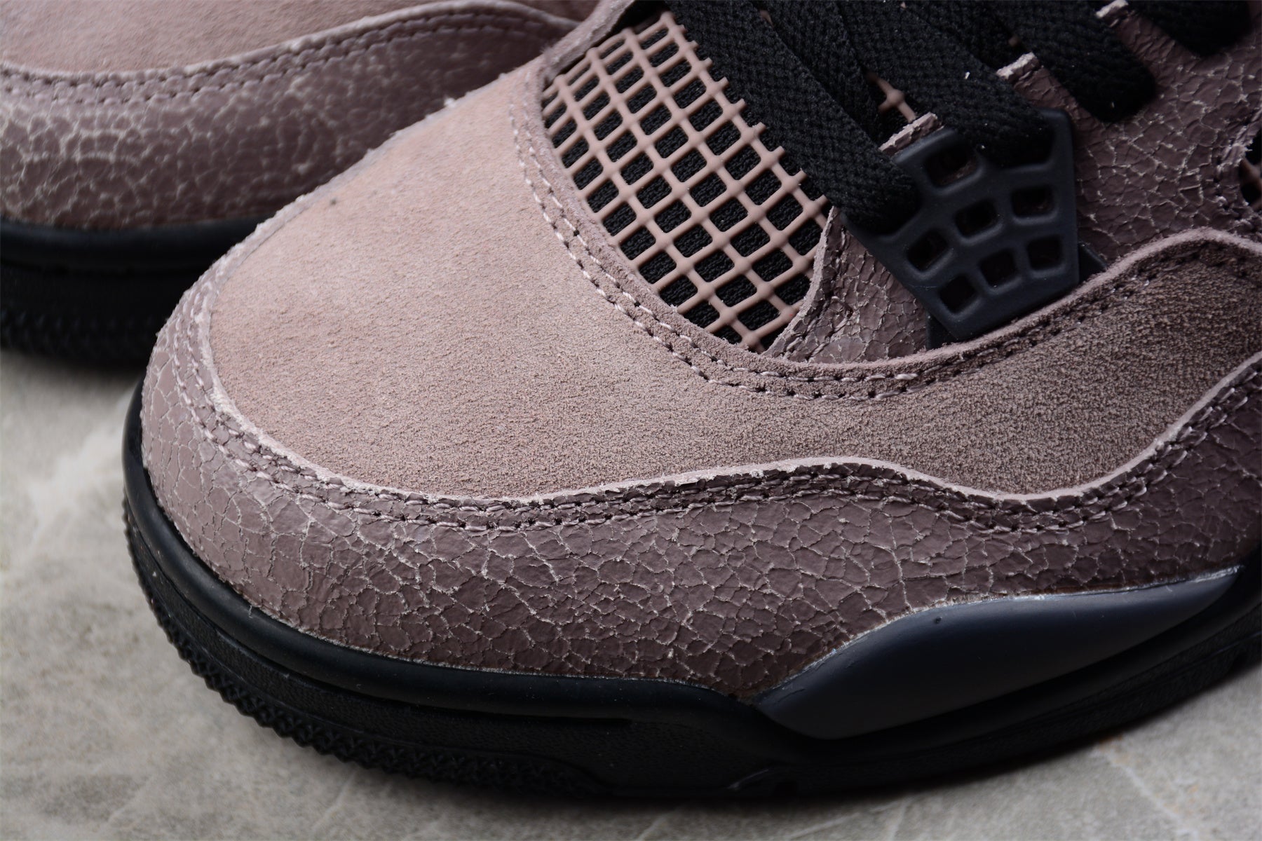 Jordan 4 Retro Taupe Haze