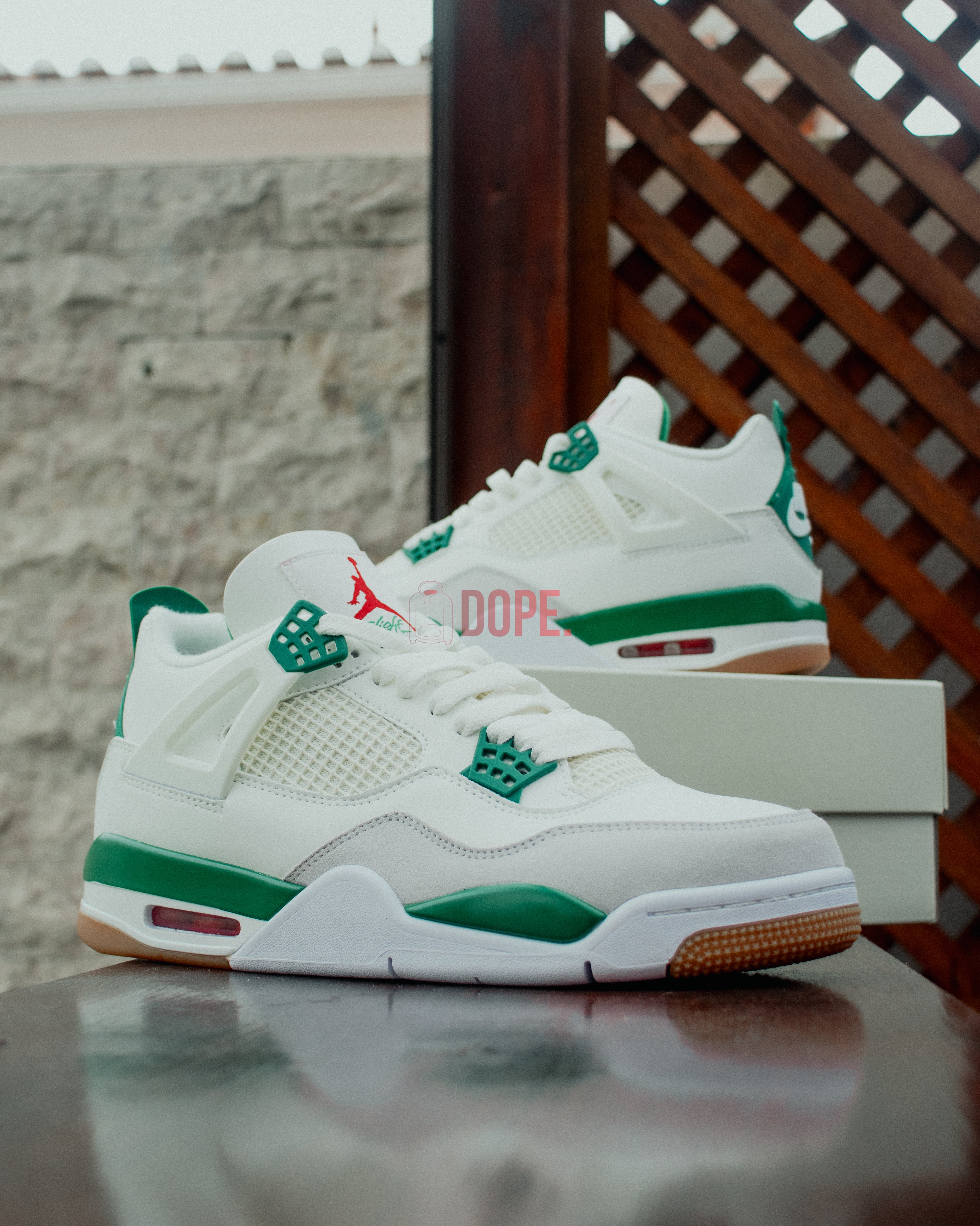 Jordan 4 Retro SB Pine Green