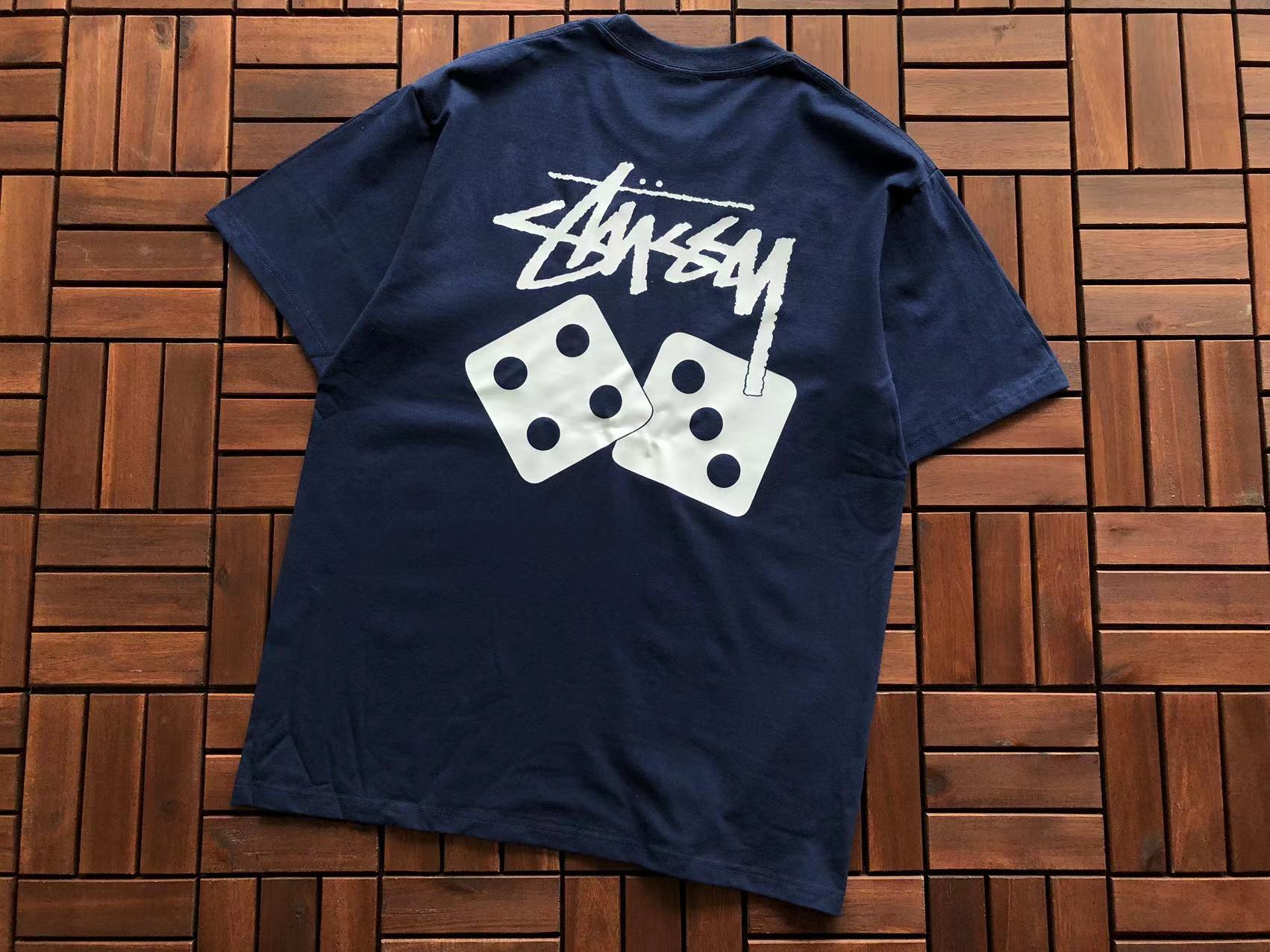 T-Shirt Stussy