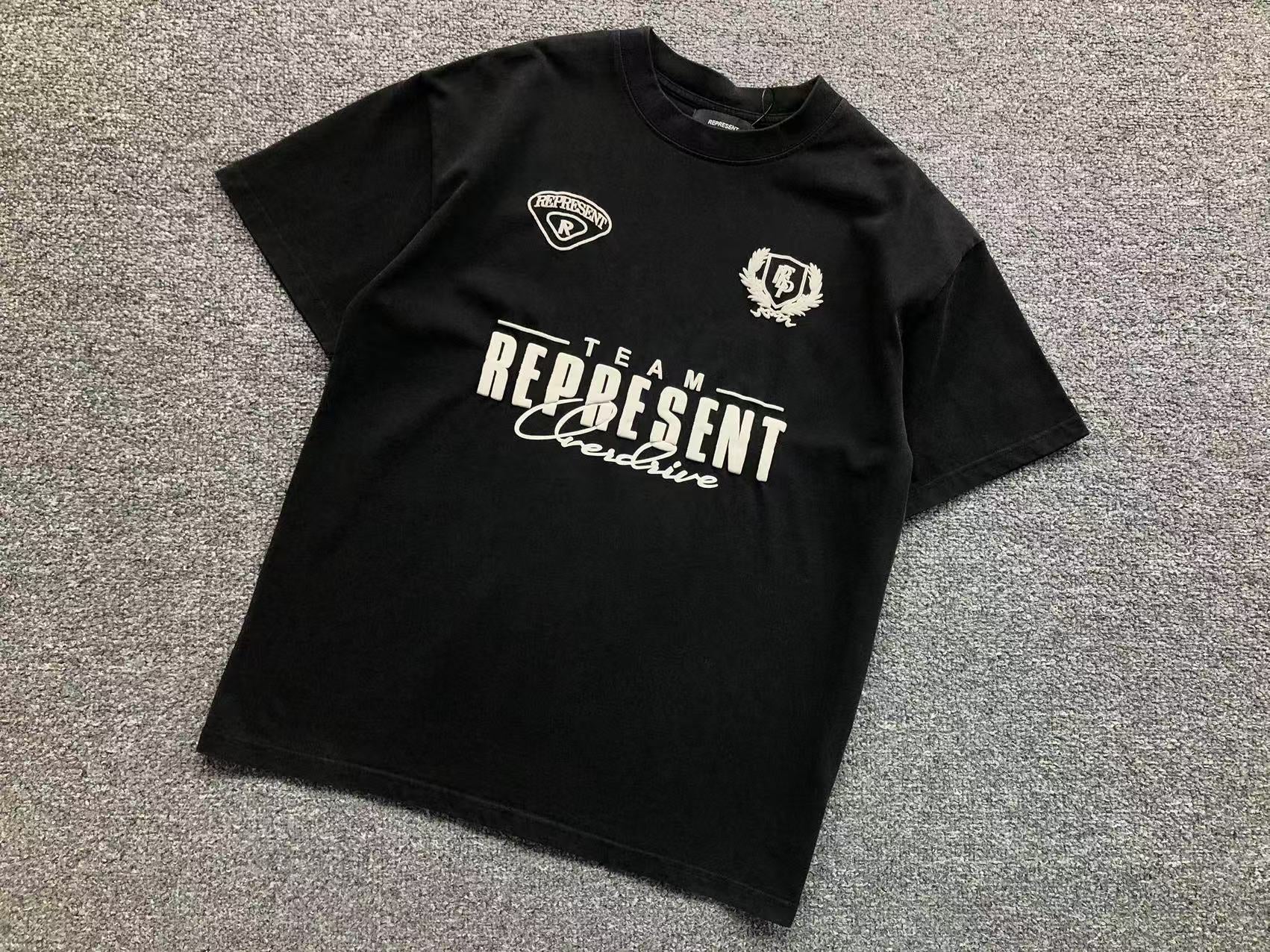 T-Shirt Represent Owners Club