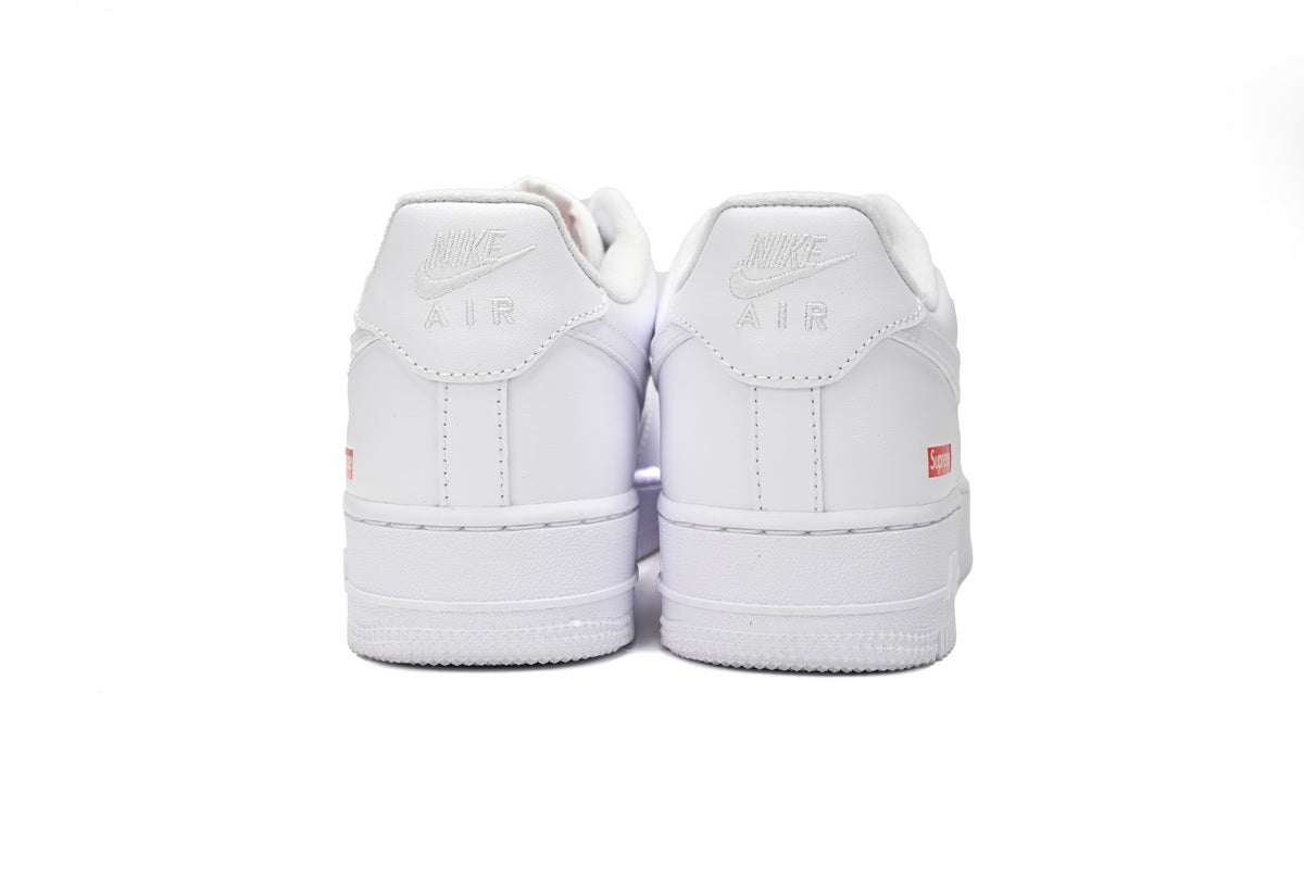 Nike Air Force 1 Low Supreme White