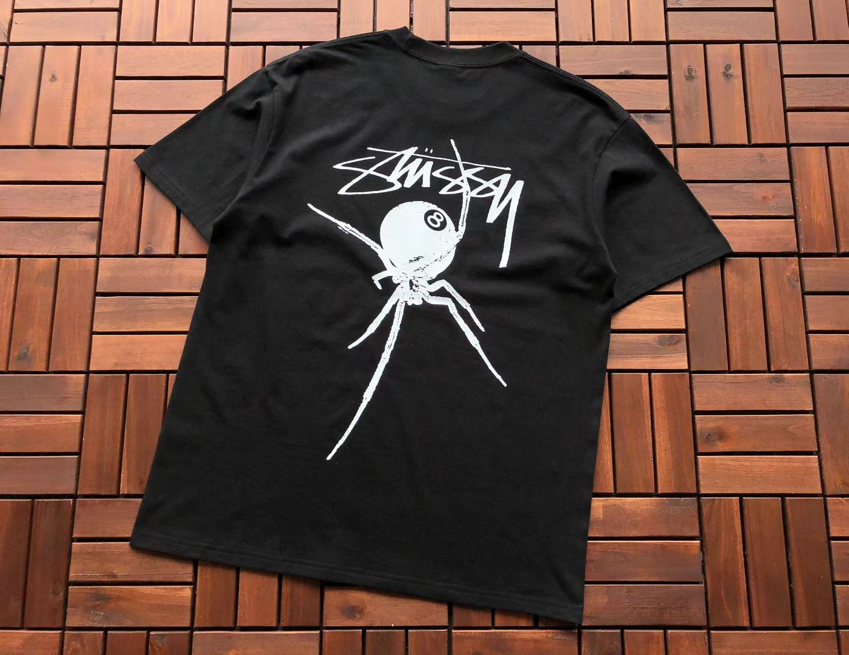 T-Shirt Stussy