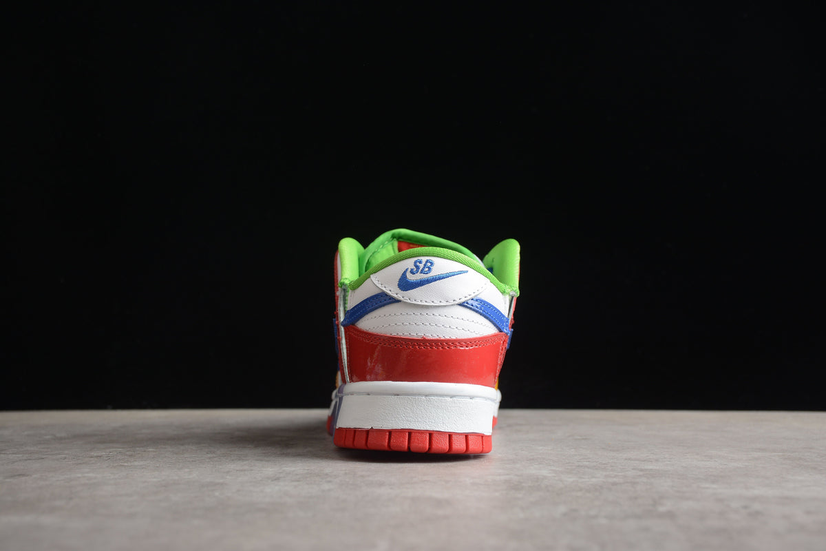 Nike Dunk SB Sandy Bodercker
