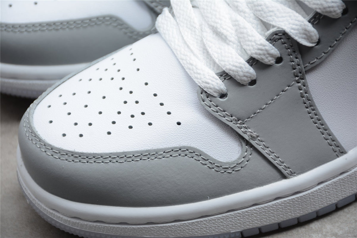 Jordan 1 Mid Wolf Grey Aluminum
