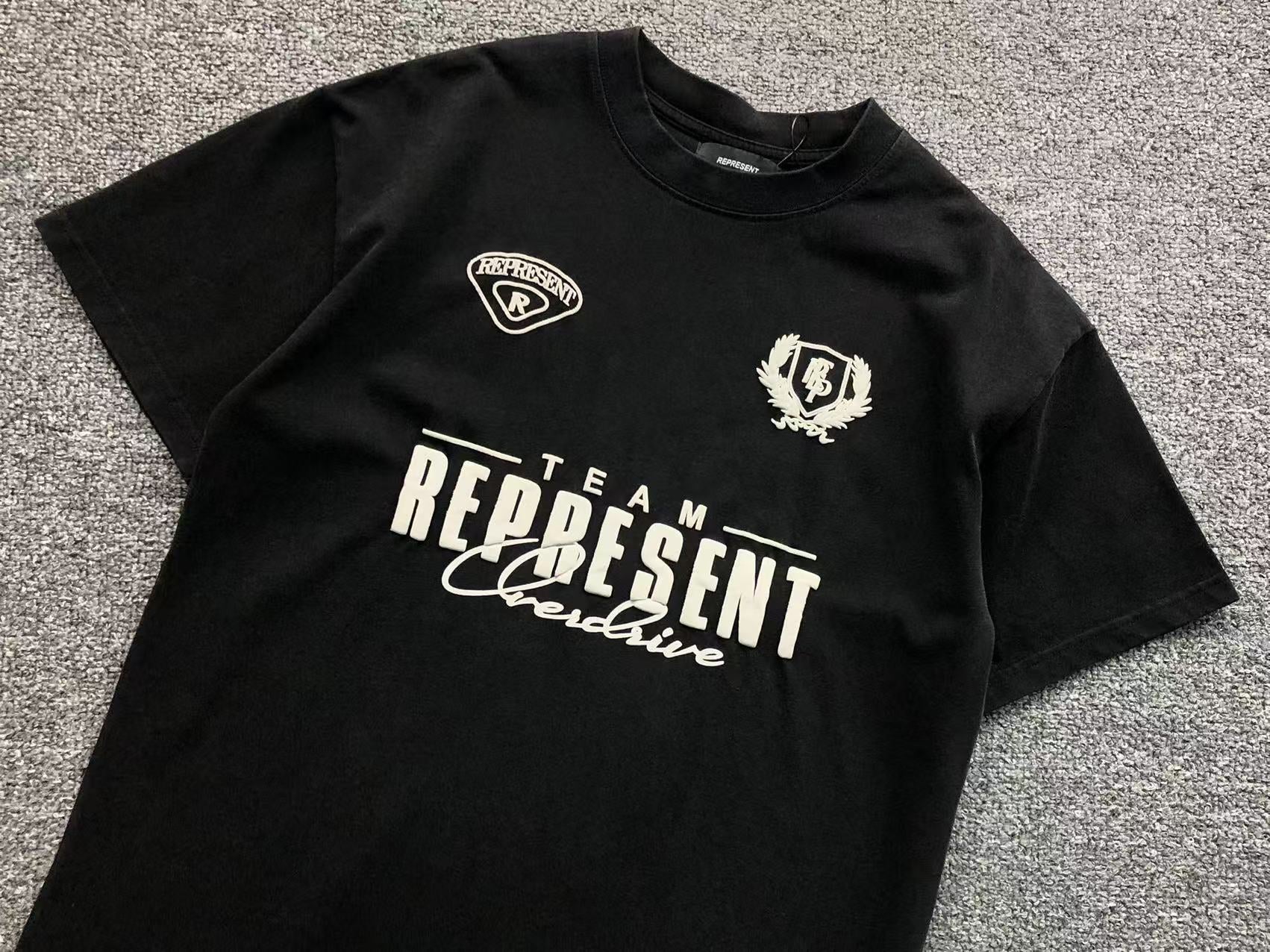 T-Shirt Represent Owners Club