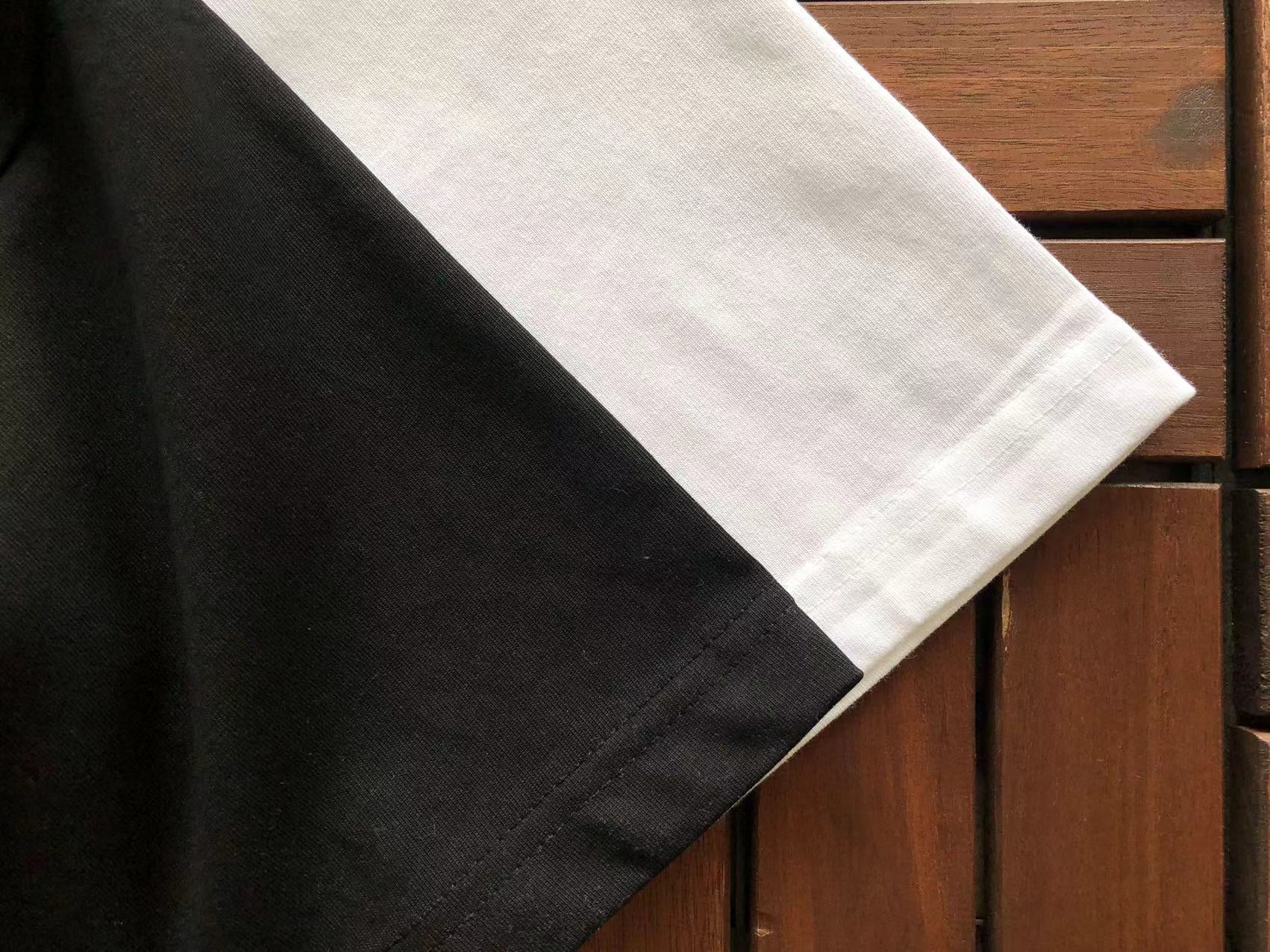 T-Shirt Amiri ART District