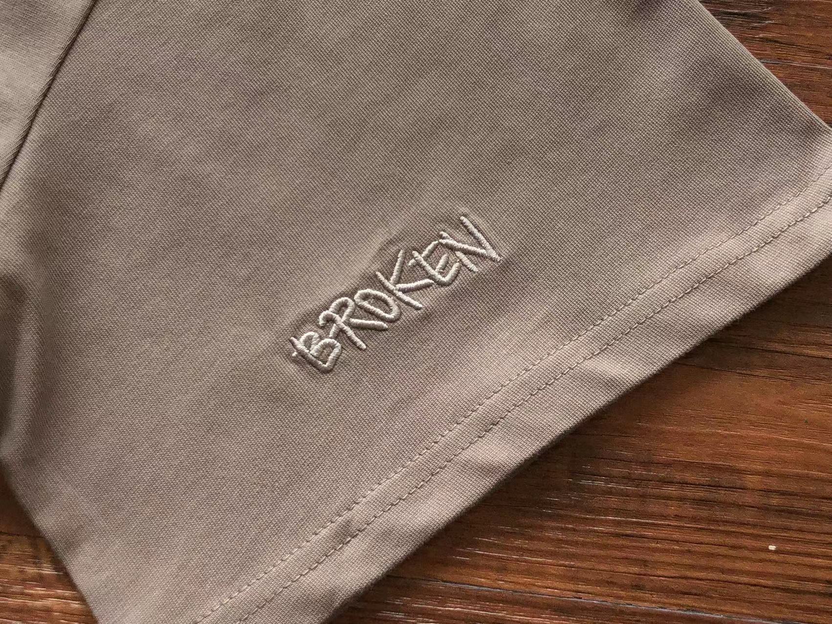 T-Shirt Broken Planet Trust Your Universe