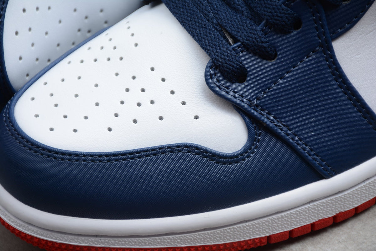 Jordan 1 Mid SE USA