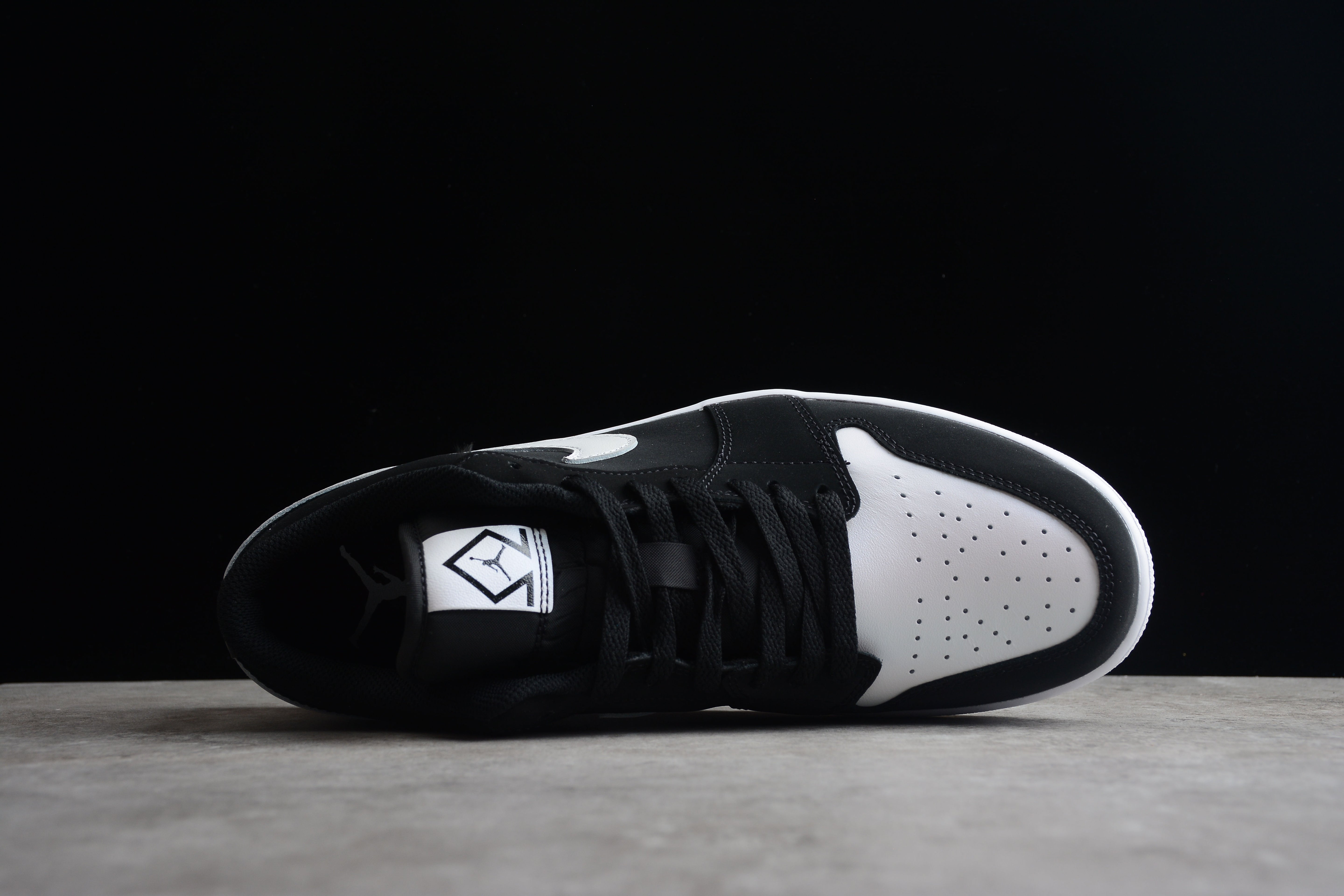 Jordan 1 Low Diamond Shorts