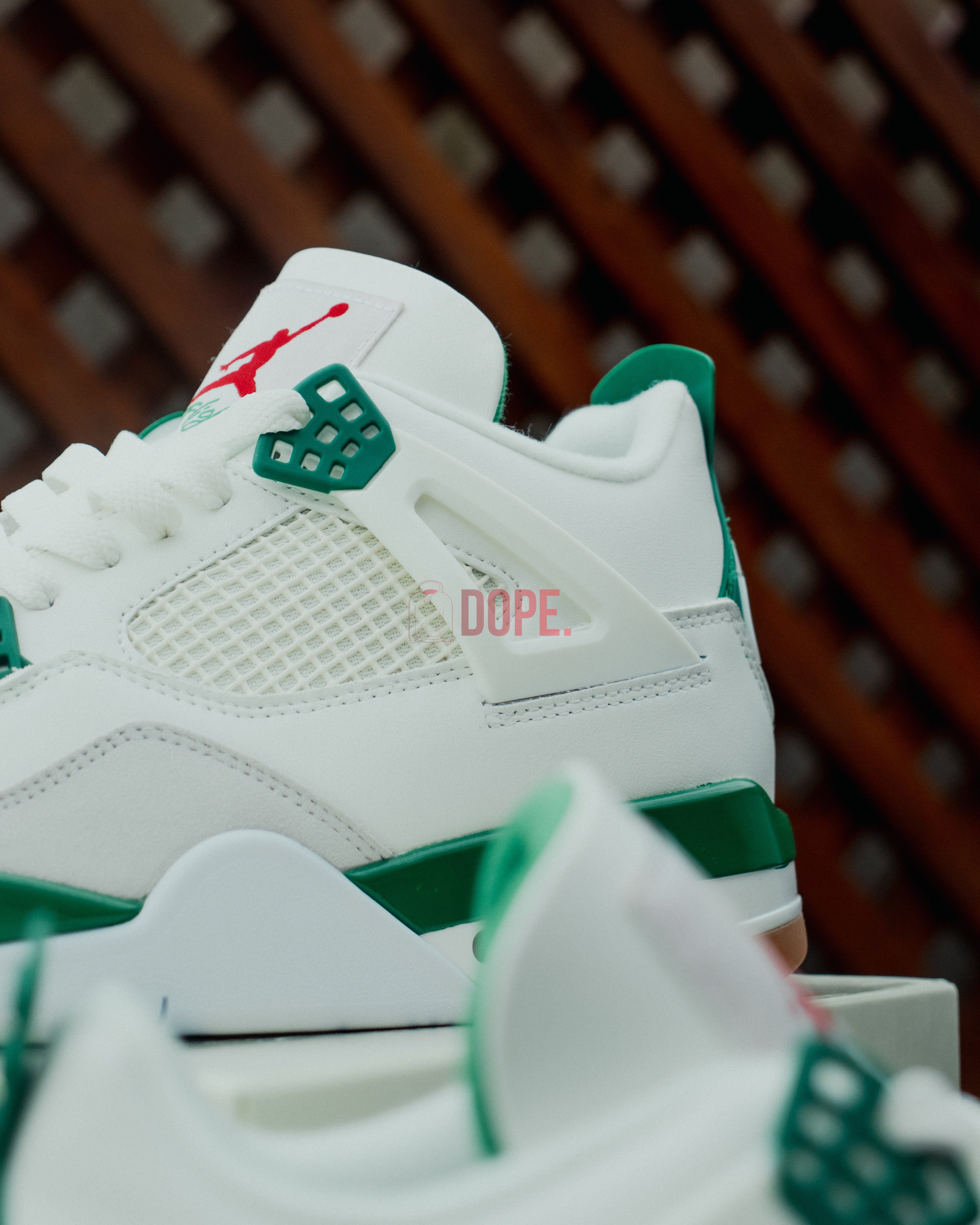 Jordan 4 Retro SB Pine Green