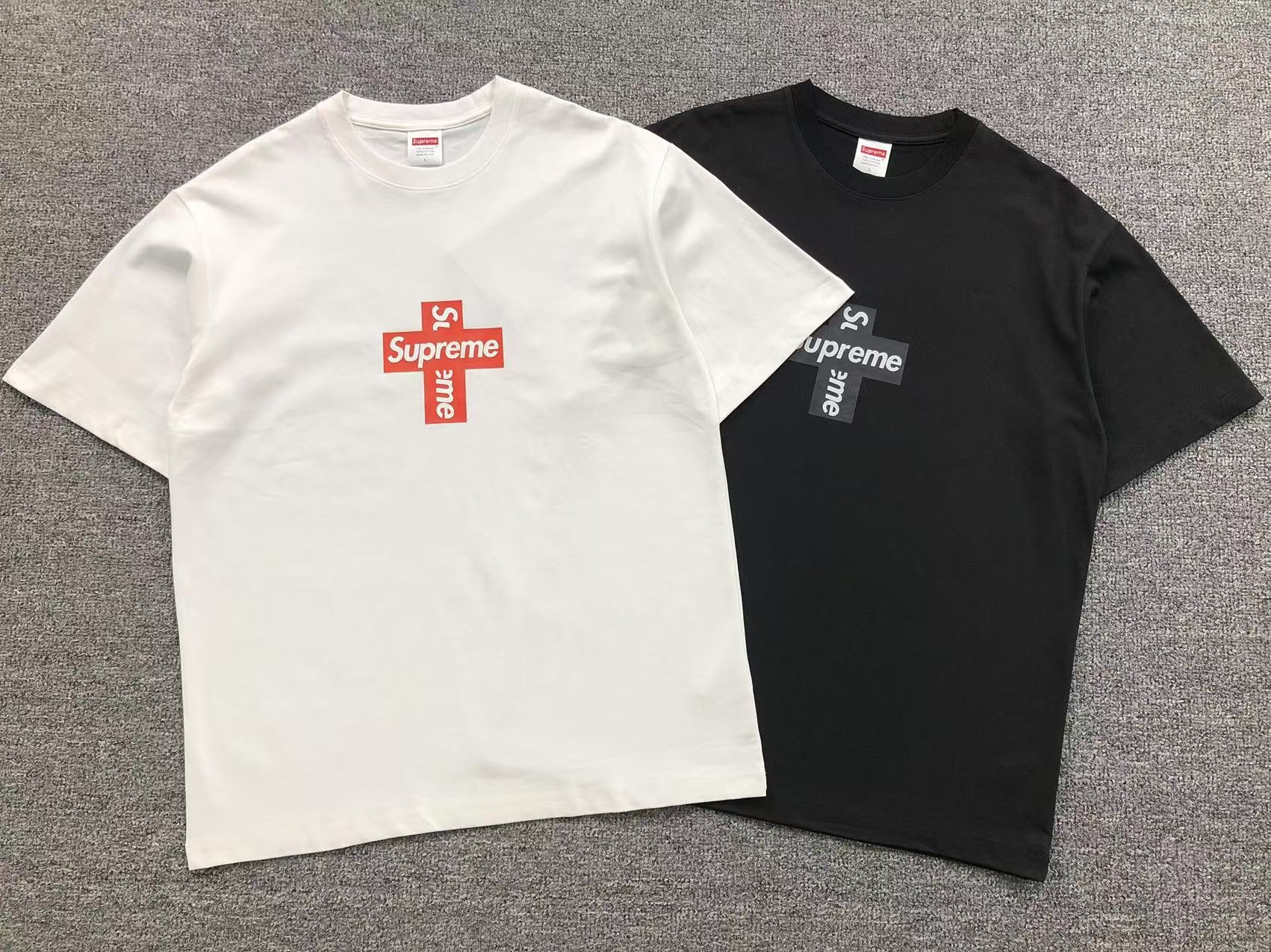 T-Shirt Supreme