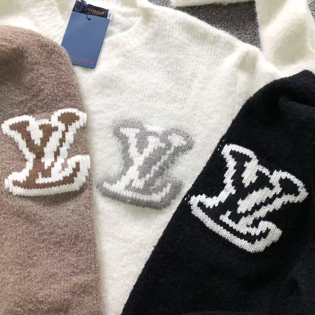 LV Sweater