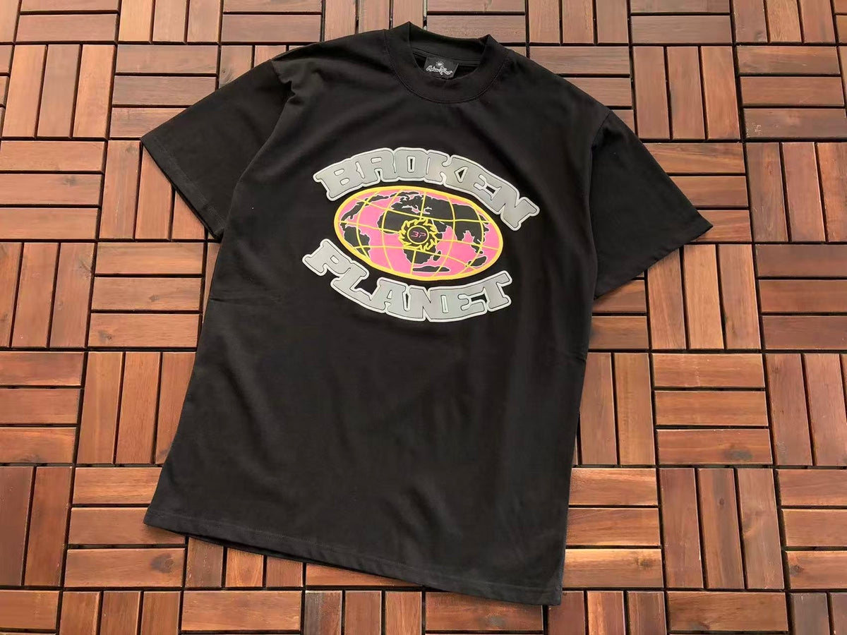 T-Shirt Broken Planet
