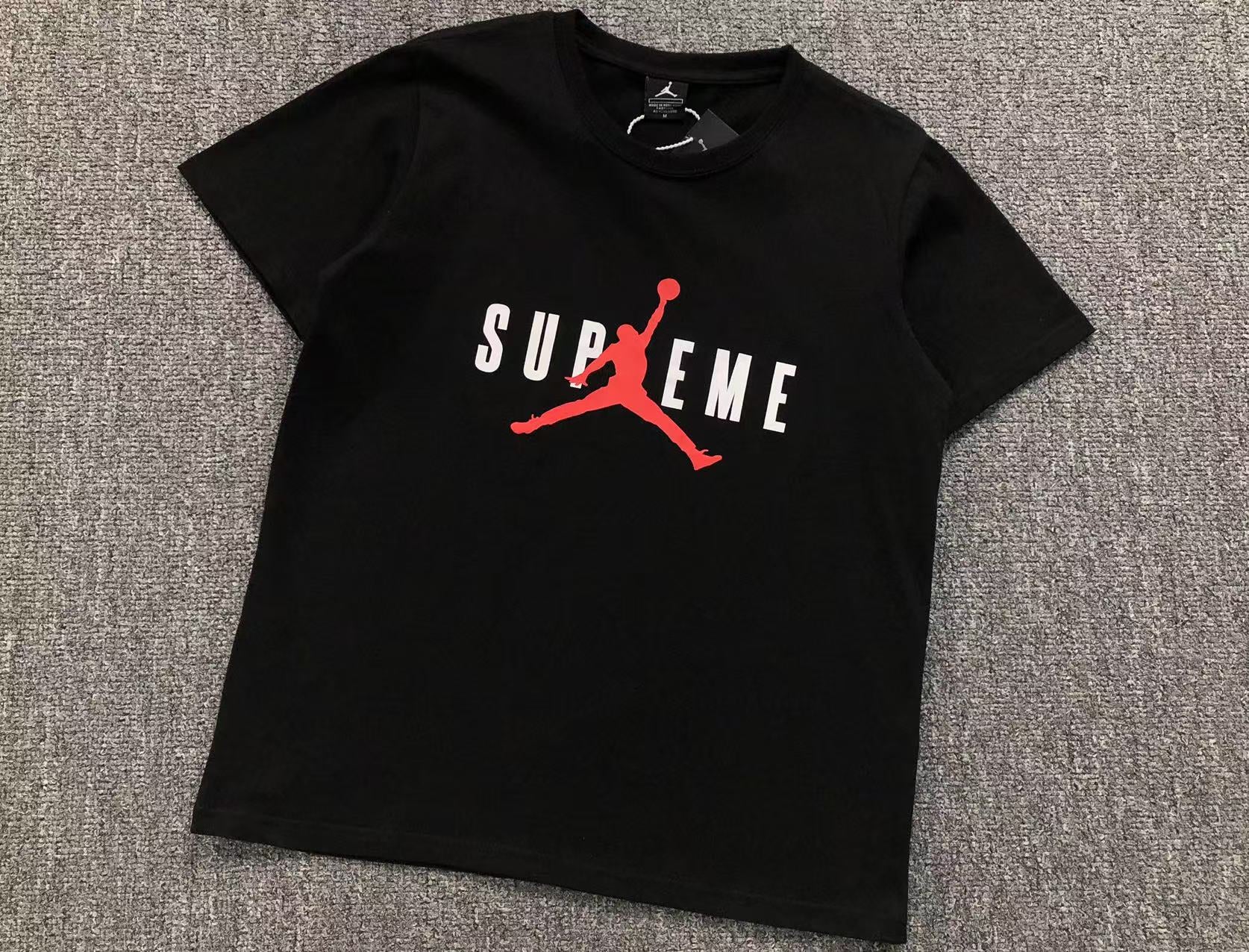 T-Shirt Supreme X Air Jordan