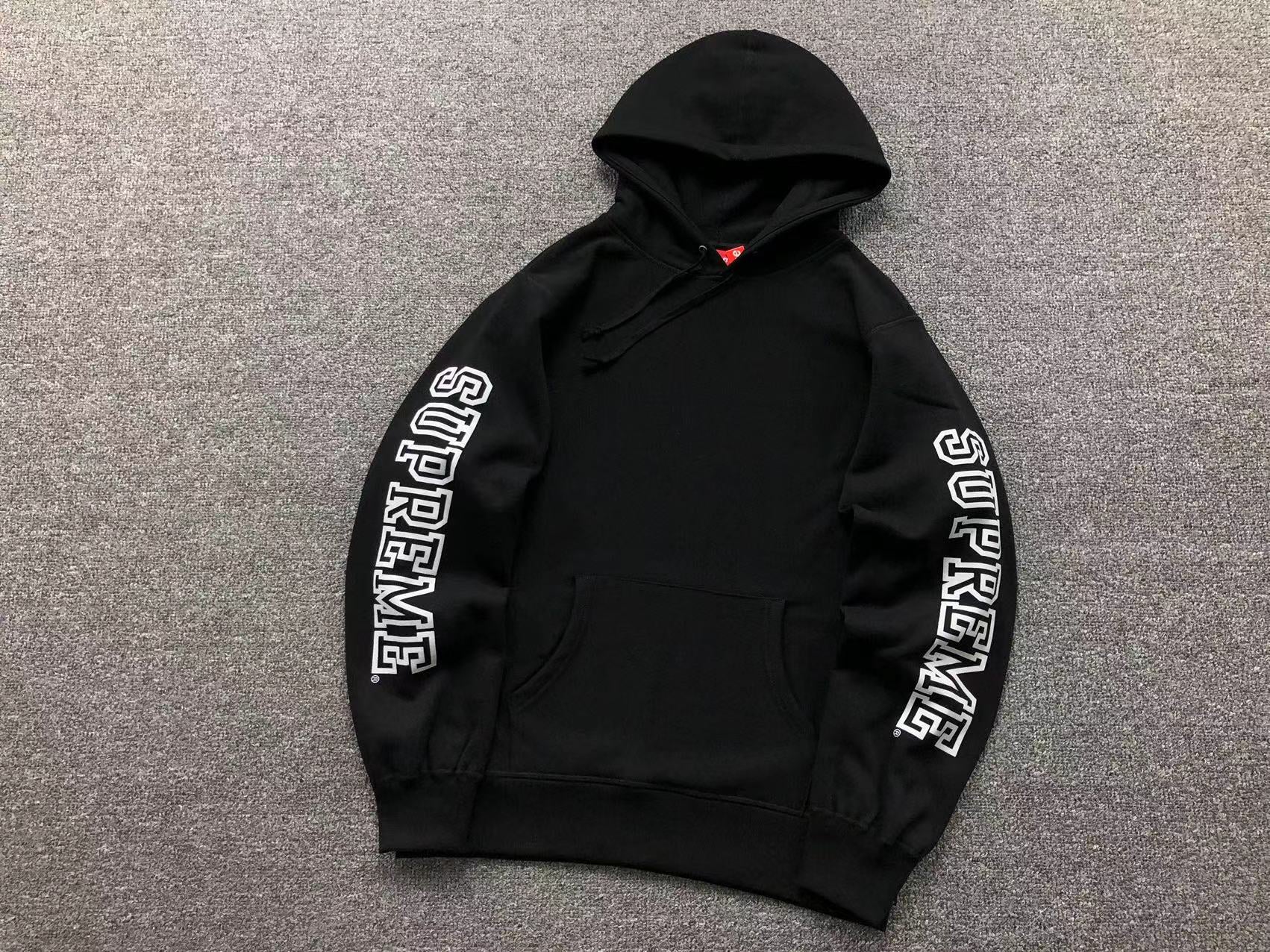Supreme Hoodie