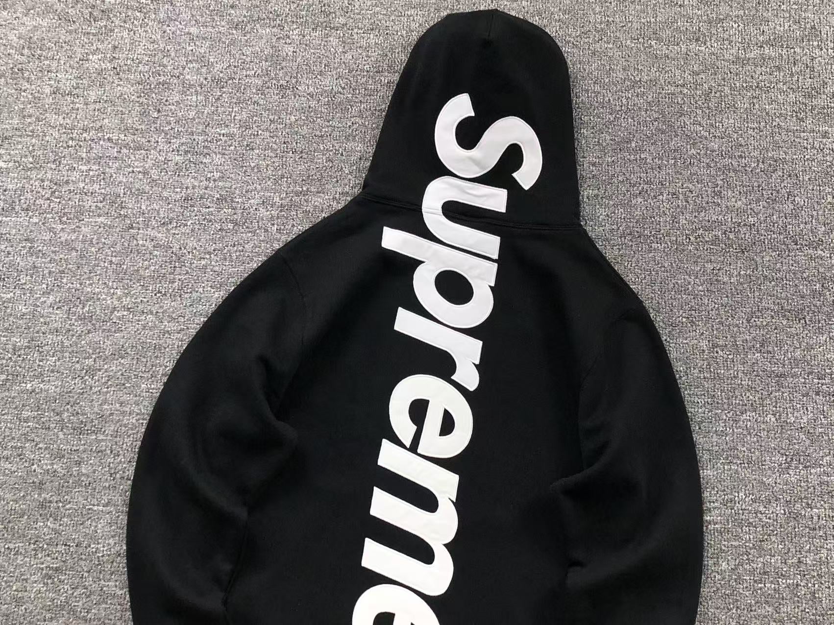 Supreme Hoodie