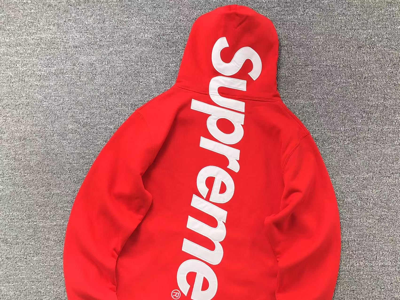 Supreme Hoodie