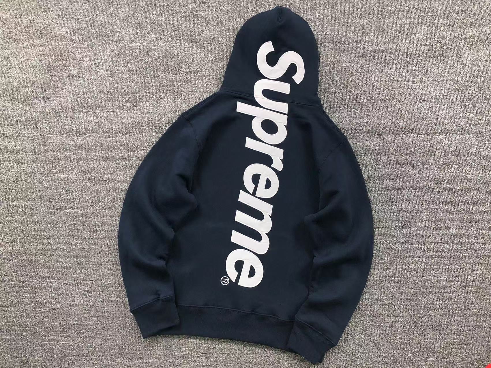 Supreme Hoodie