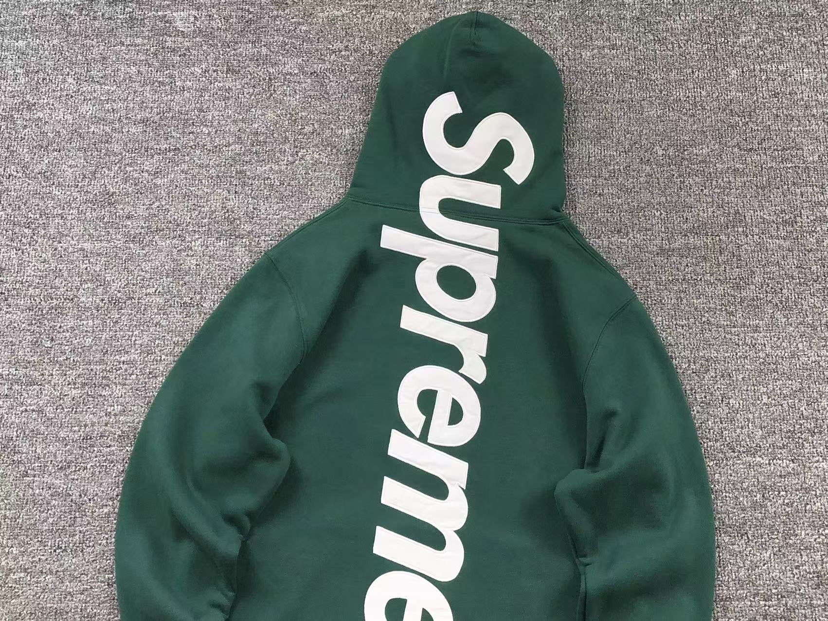 Supreme Hoodie