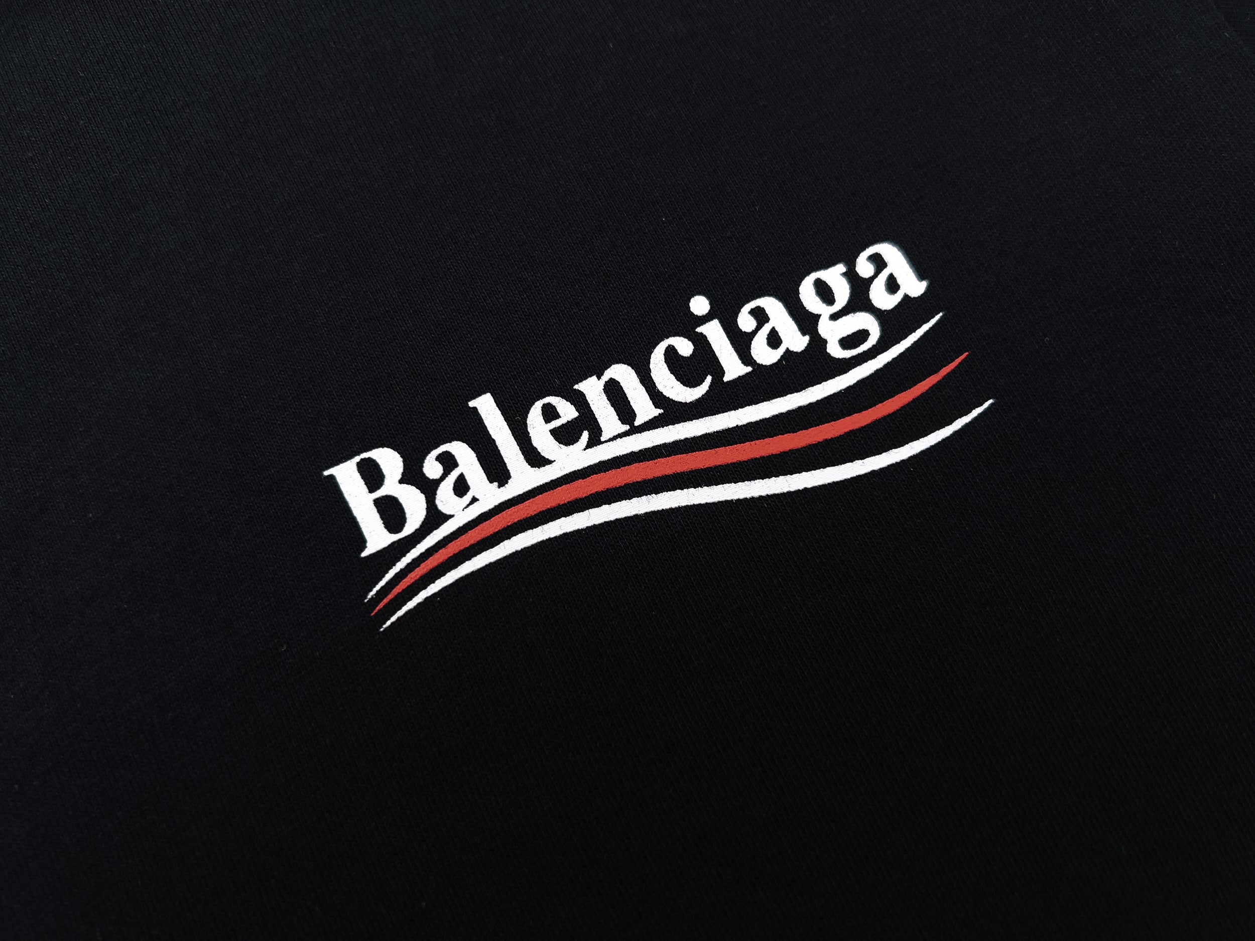 T-Shirt Balenciaga