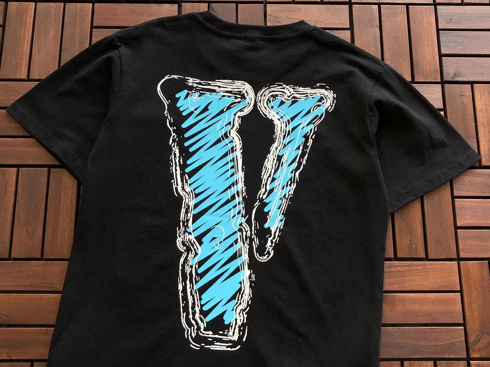 T-Shirt VLone Drawn