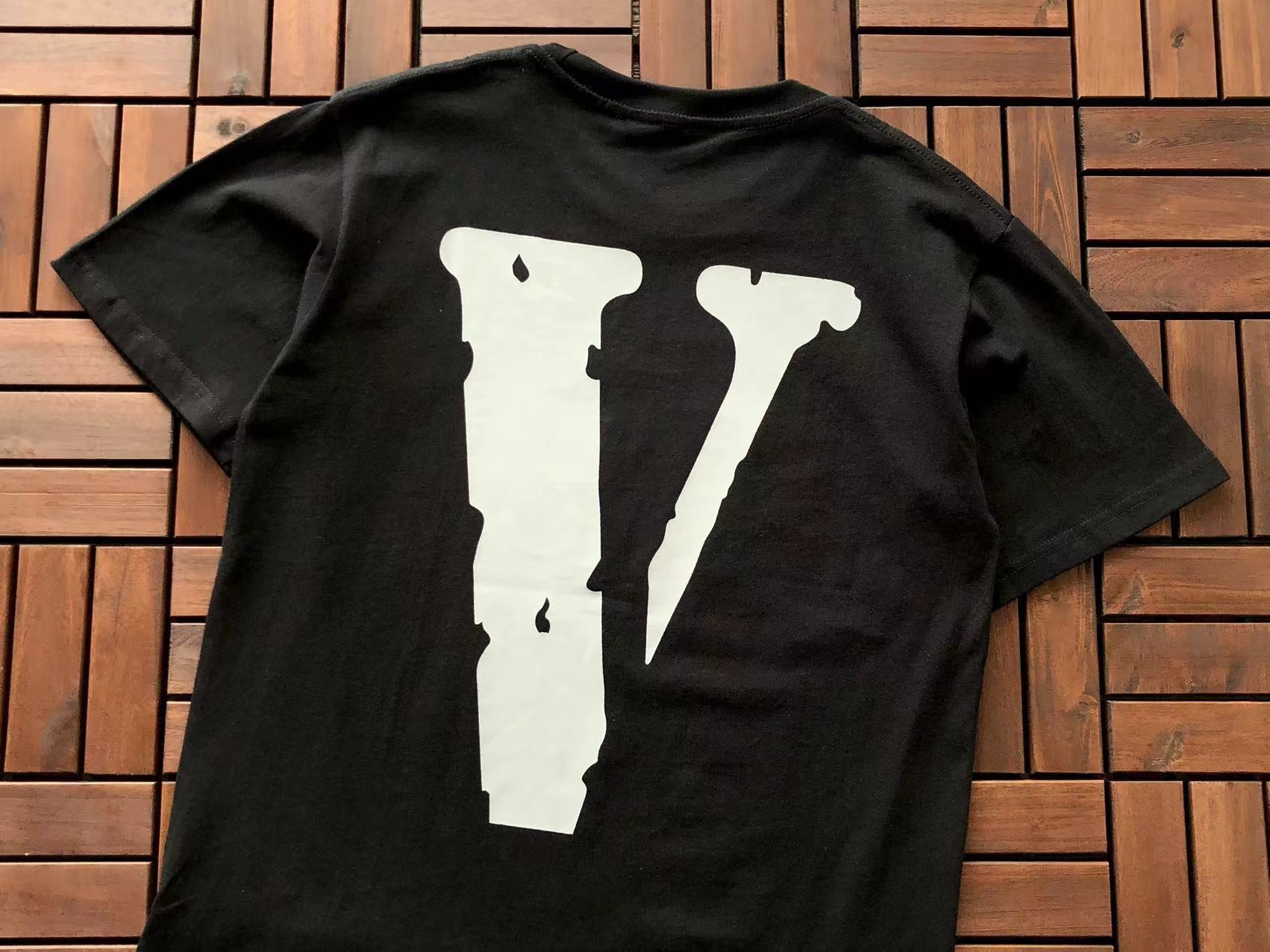 T-Shirt VLone