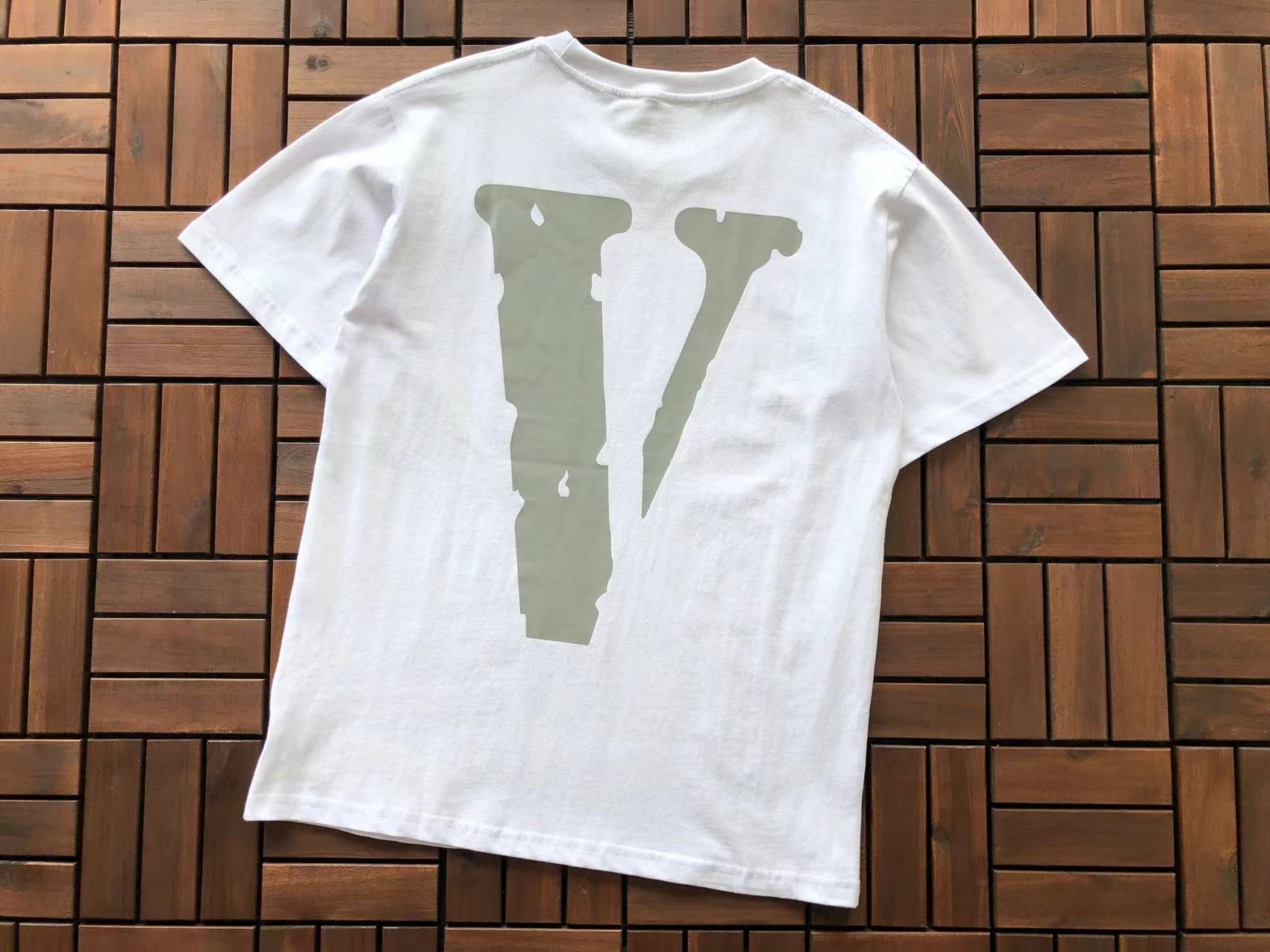 T-Shirt VLone