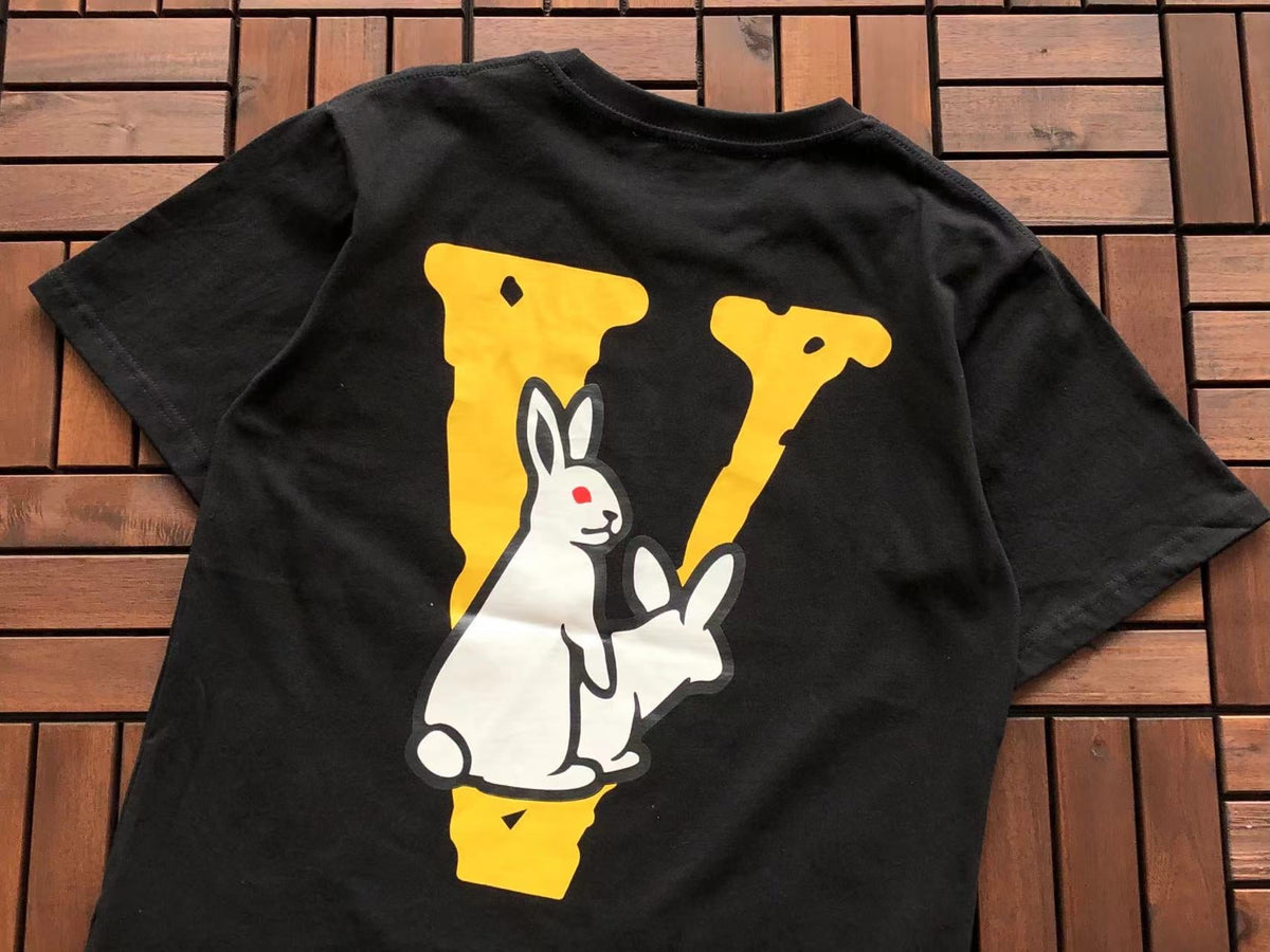T-Shirt VLone Love.
