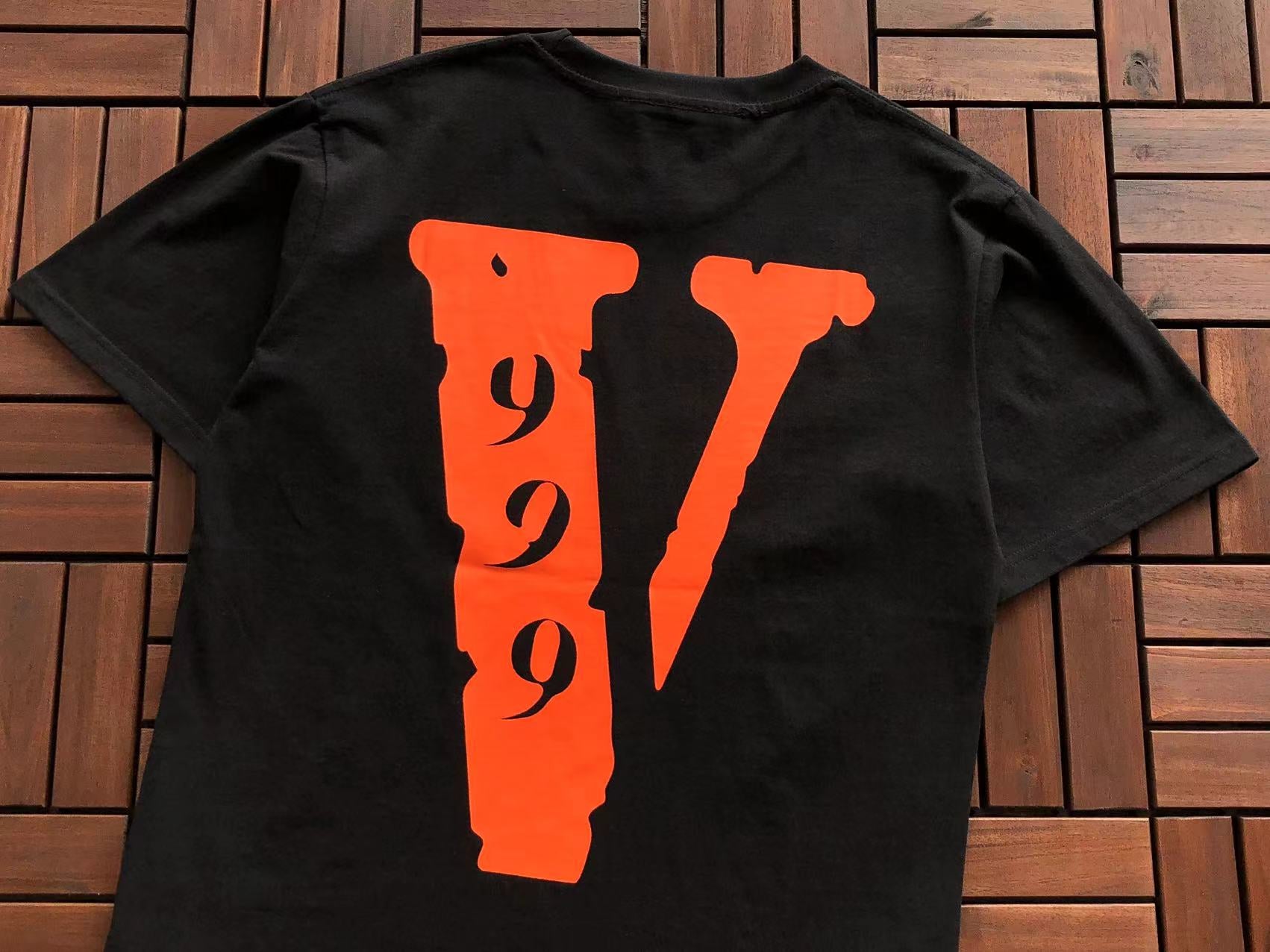 T-Shirt VLone “Legends Never Die”