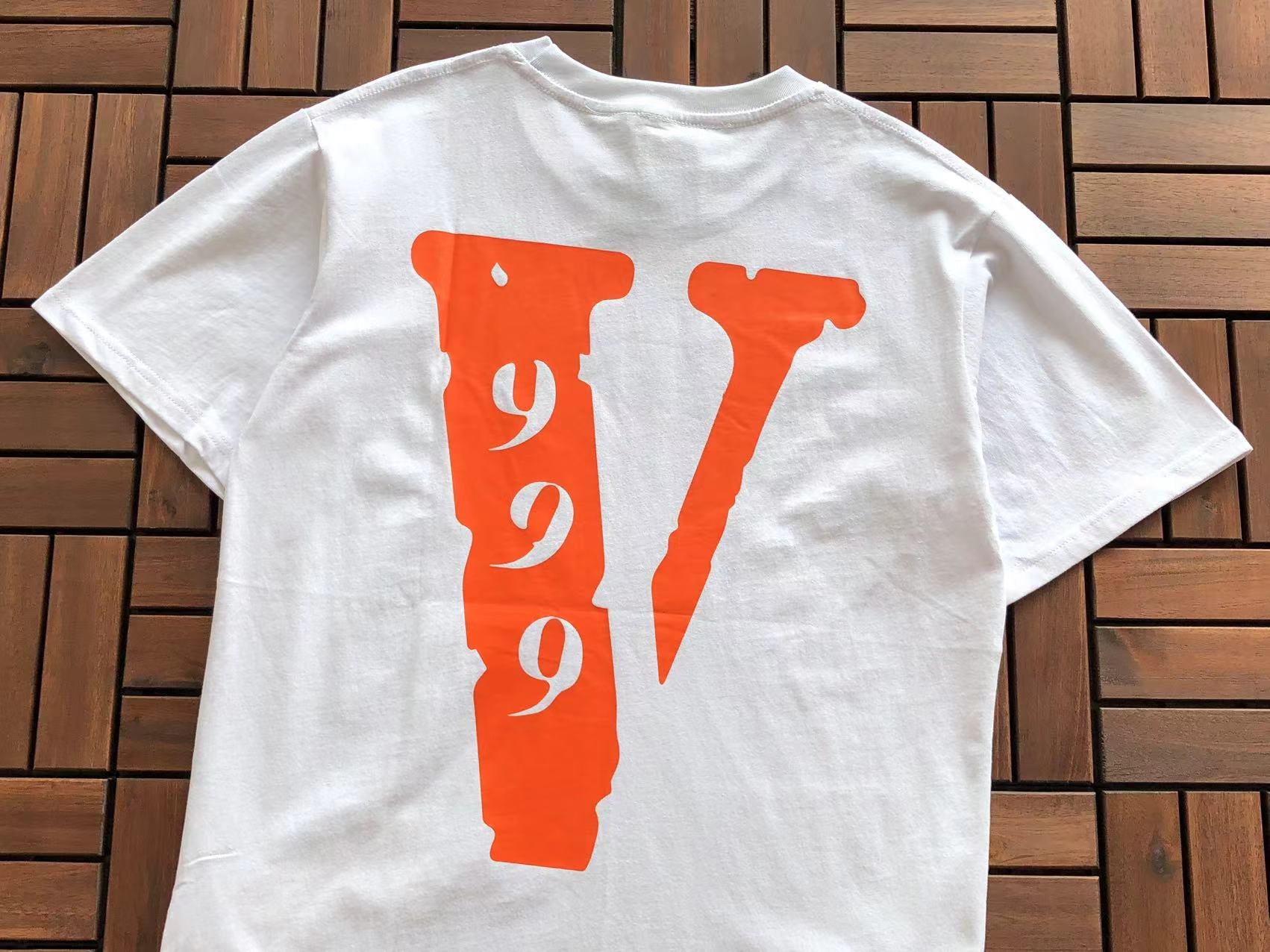 T-Shirt VLone “Legends Never Die”